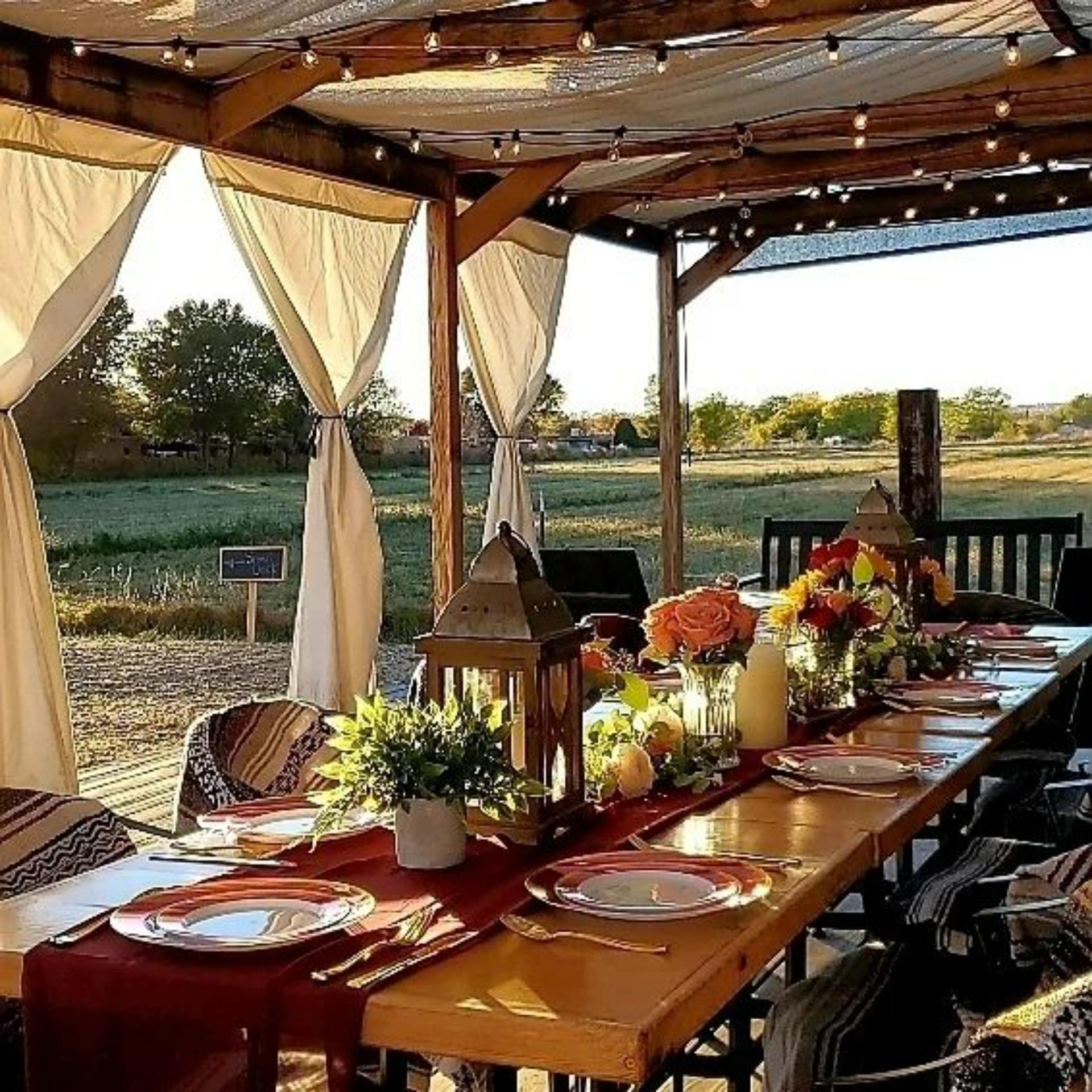 Large Deck Farm Dinner Space