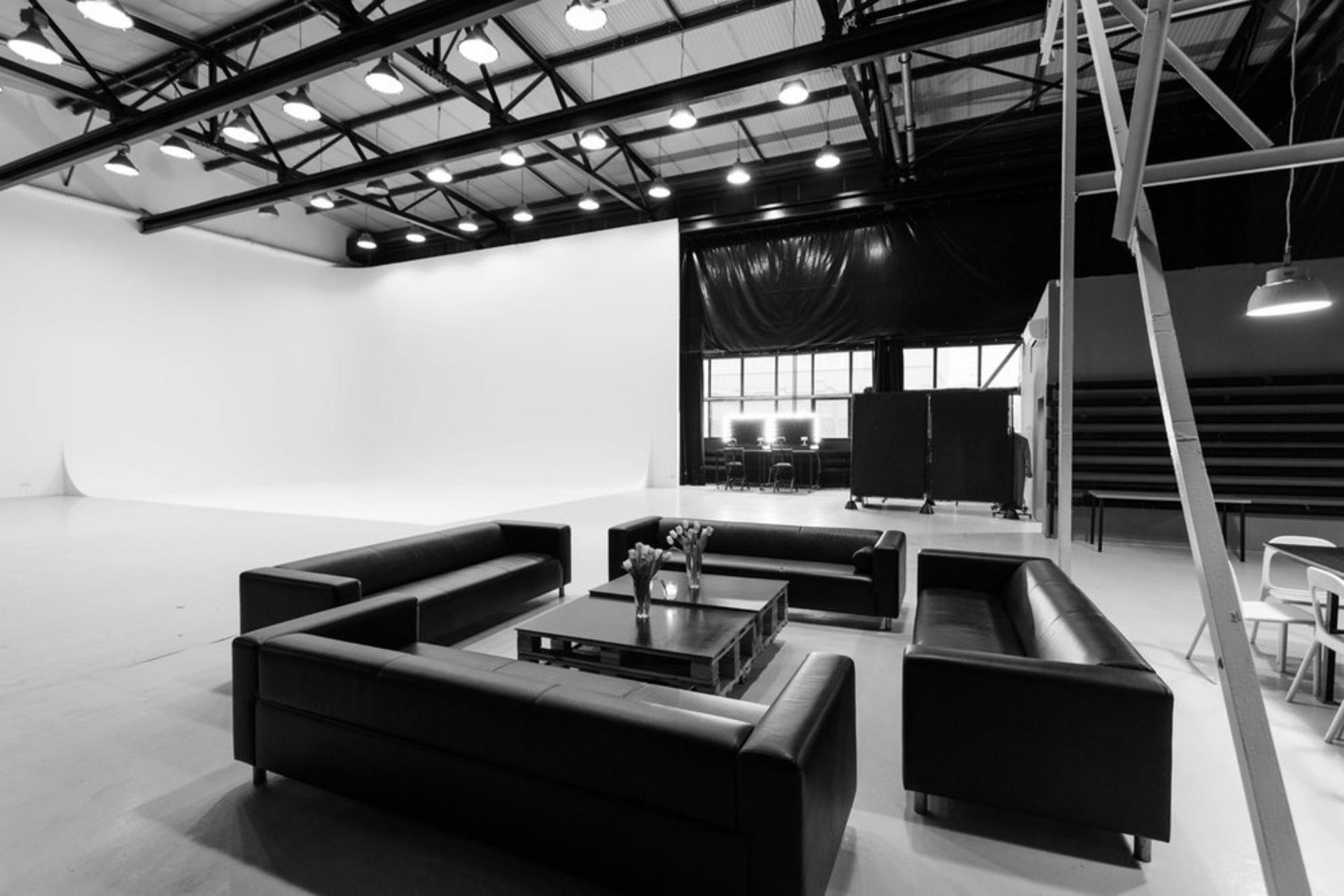 Studio 4