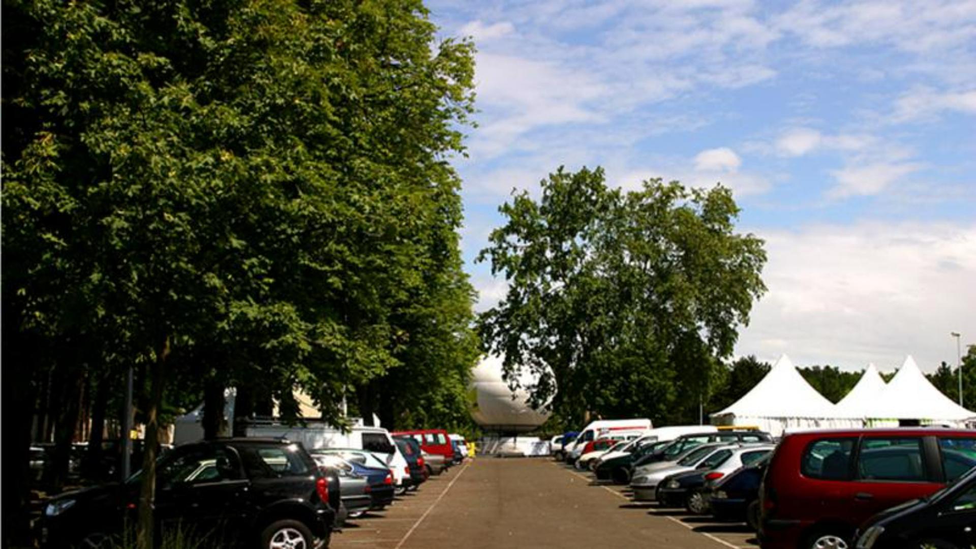 Exhibitor Parking