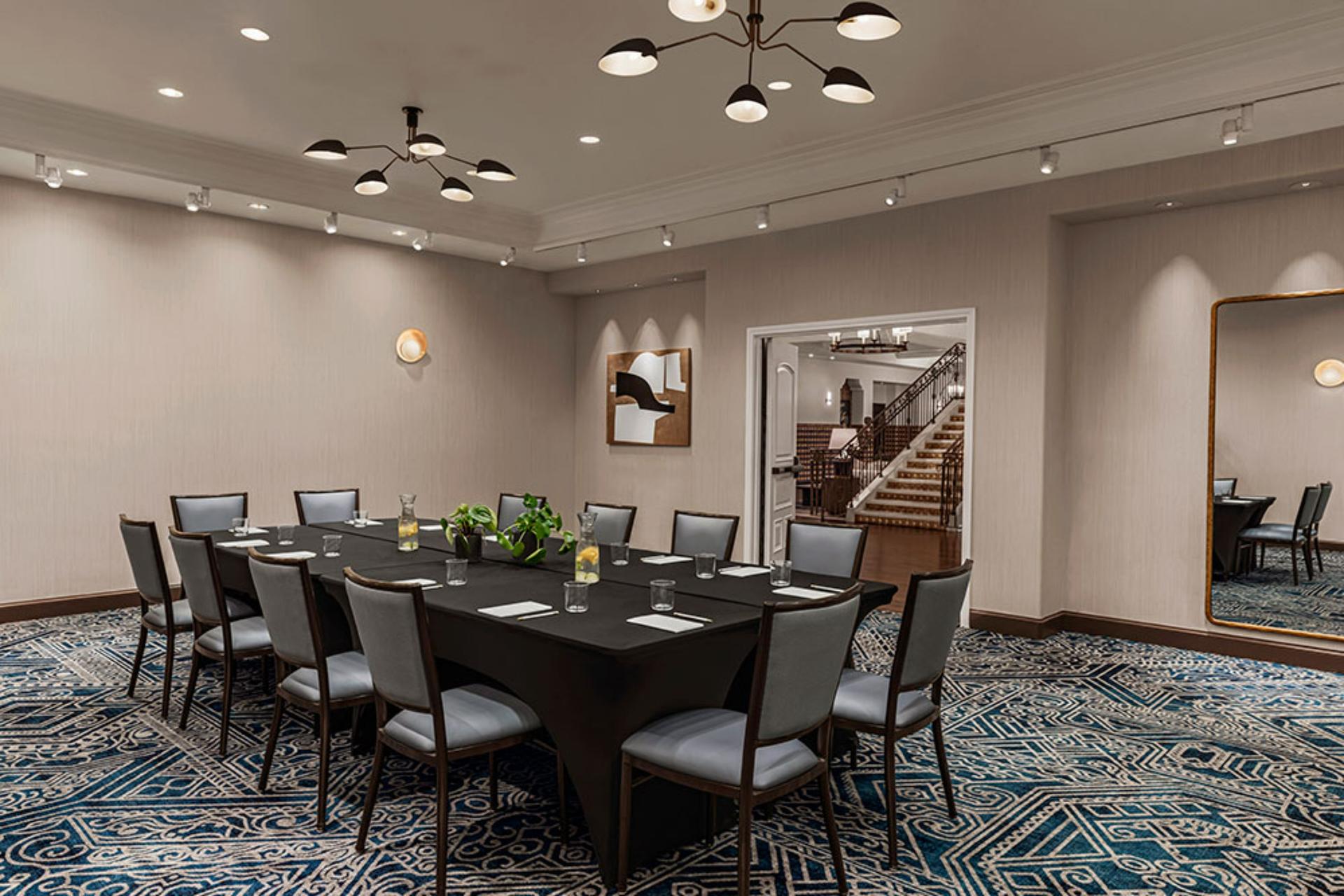 Mesa Room