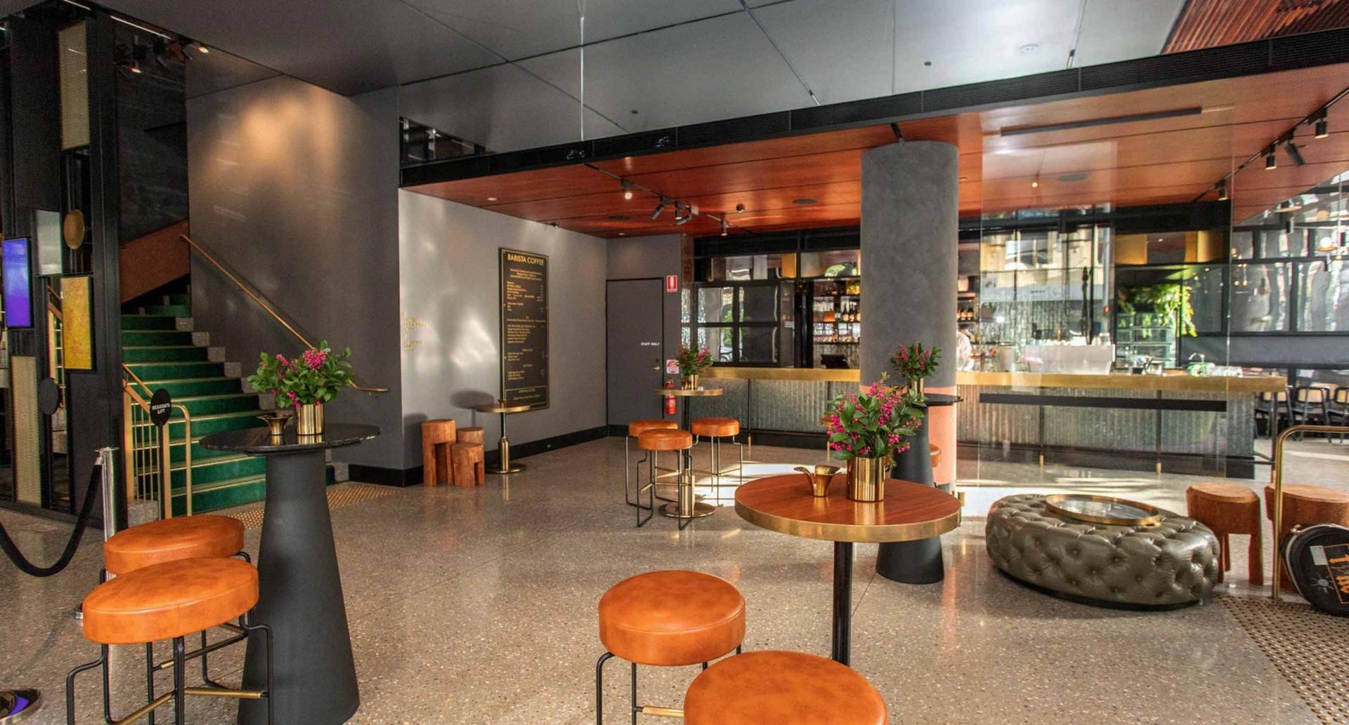 QT Lobby Bar