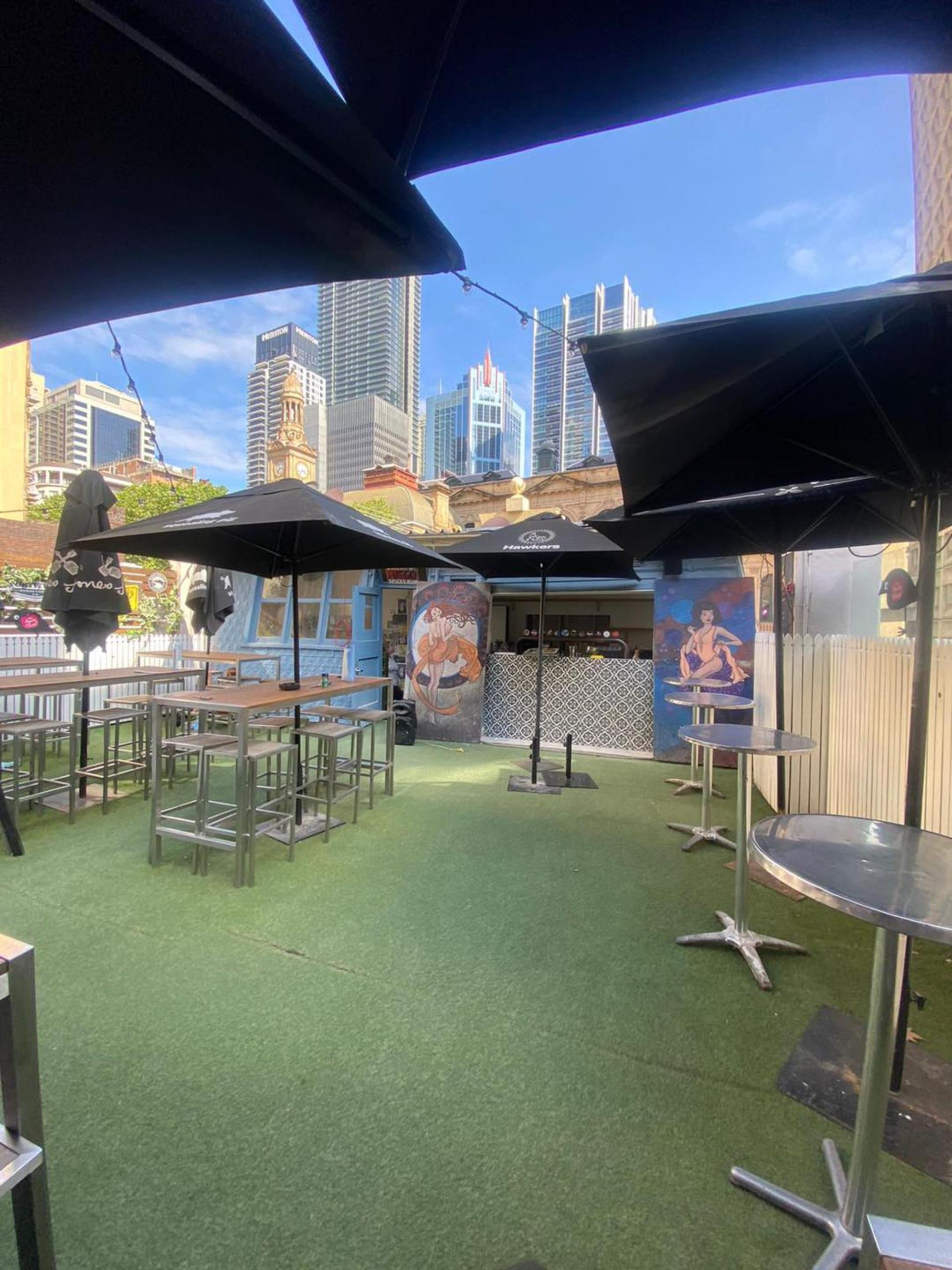 Dot’S Rooftop