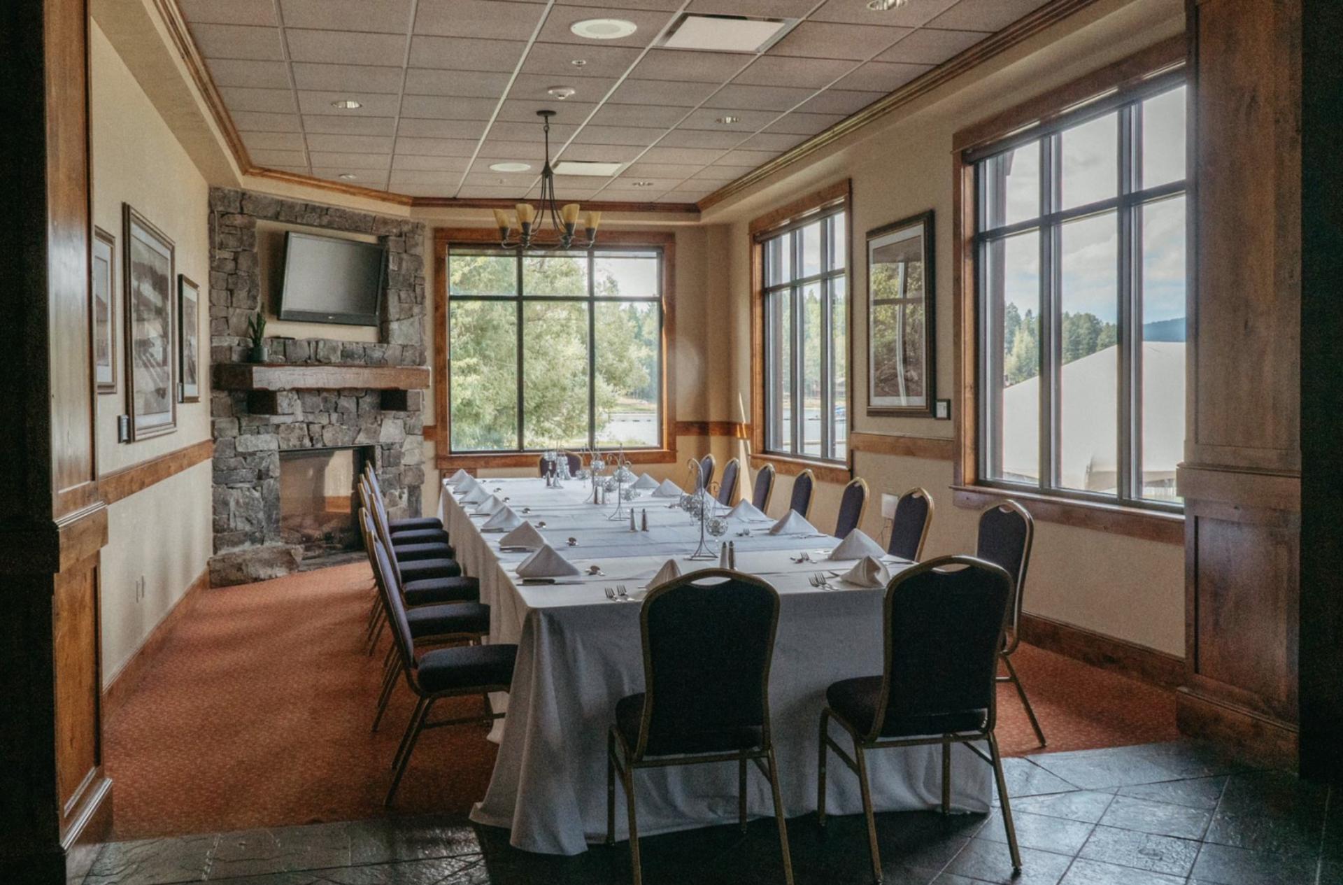 Regatta Room