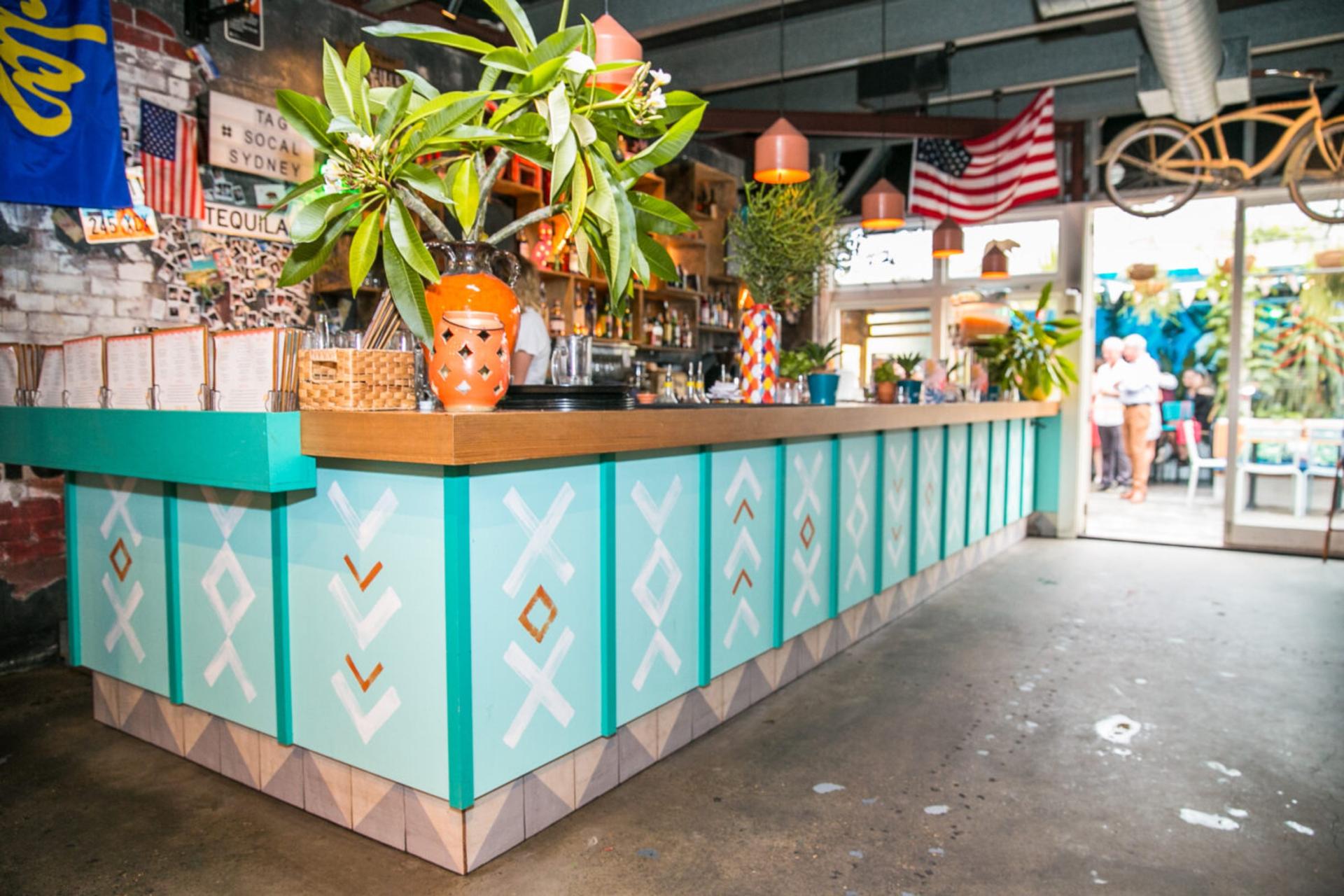 Bar