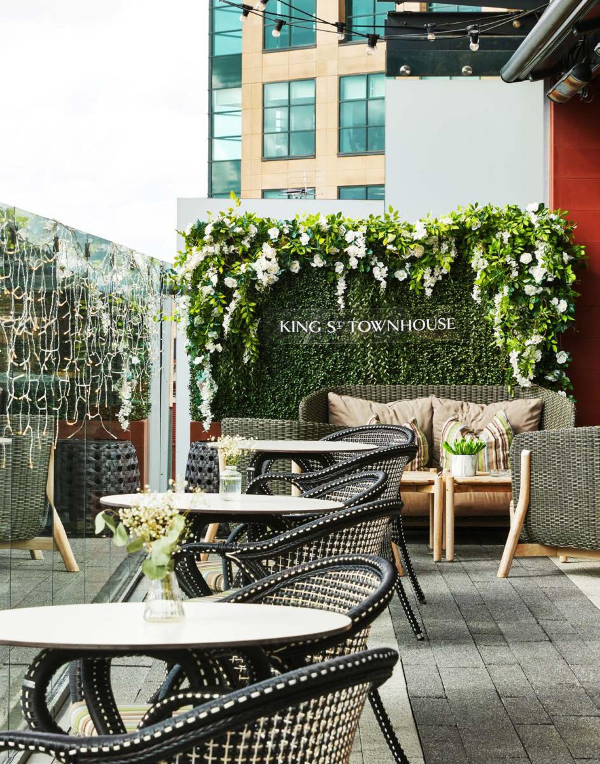 South Terrace & Lounge