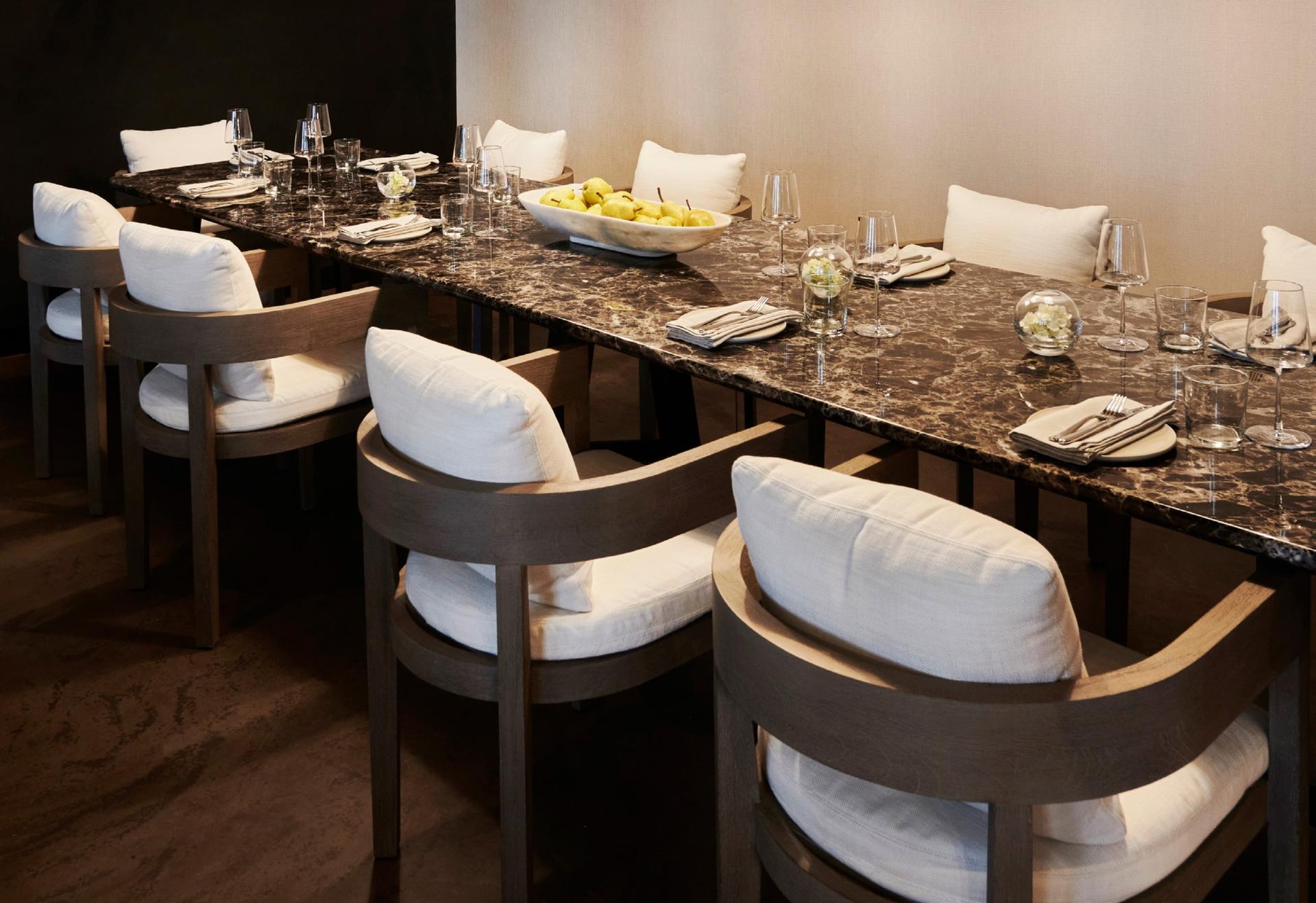 Intimate Dining