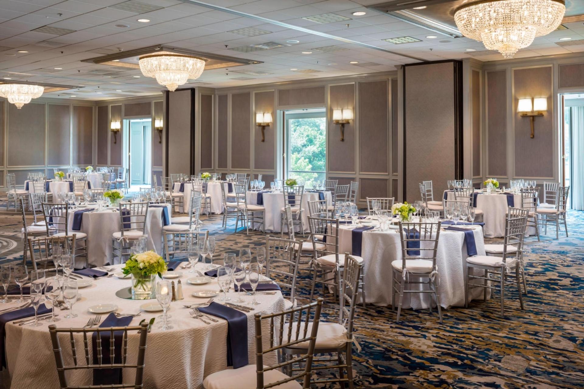 Grand Ballroom - Salons A-E or D-H