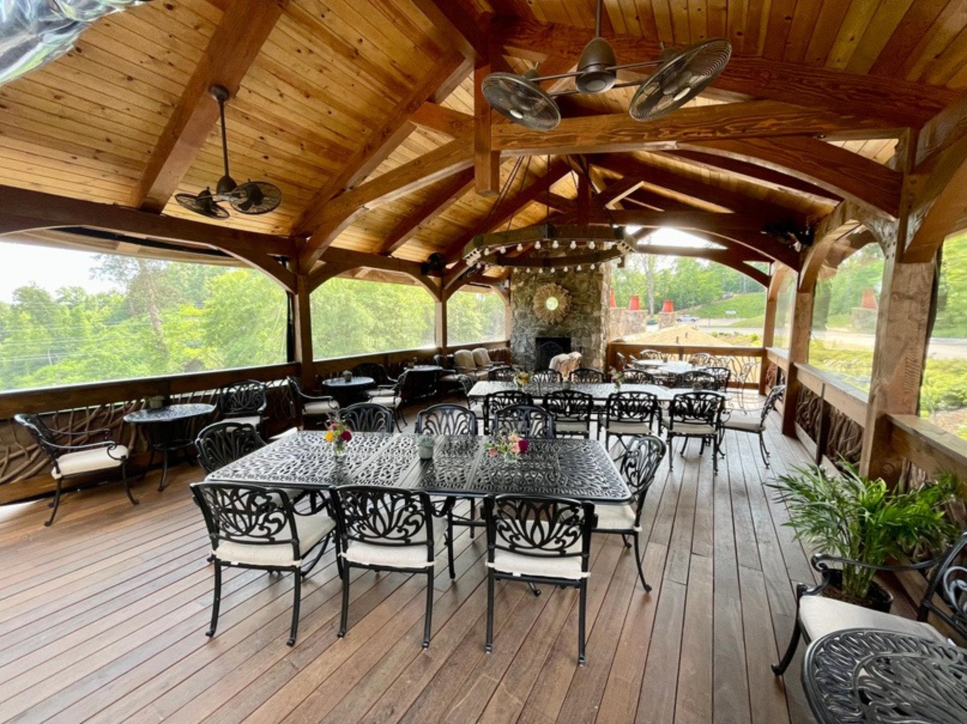 Tree Elf Nest & Patio
