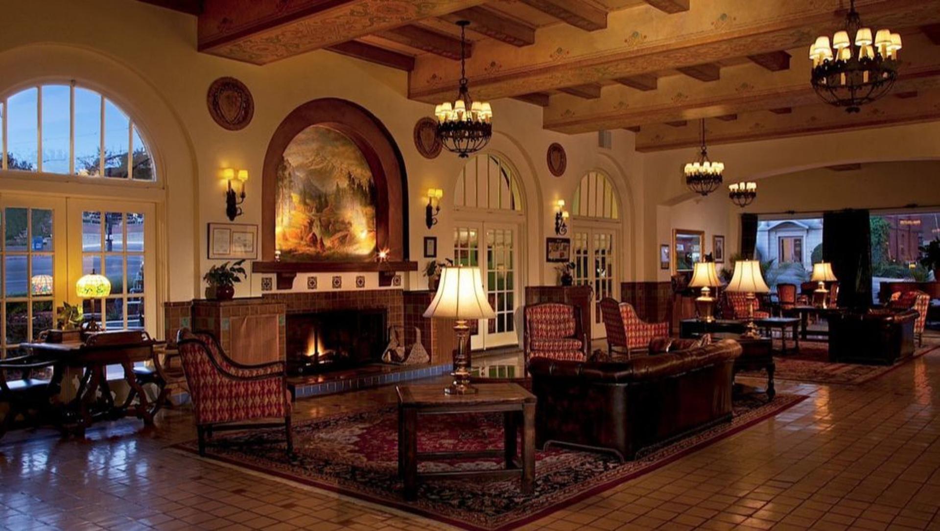 1927 Salon