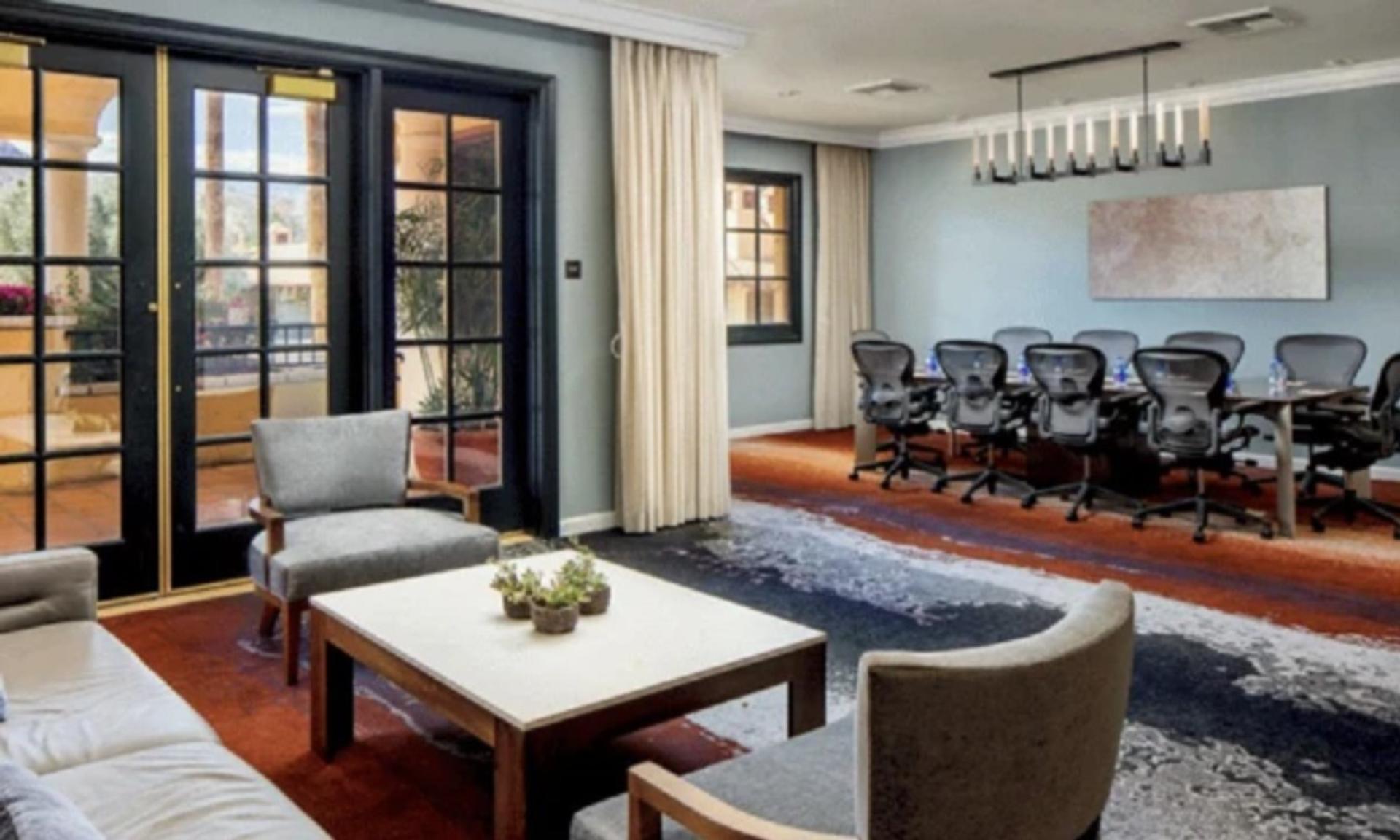 Citrus Meeting Suite
