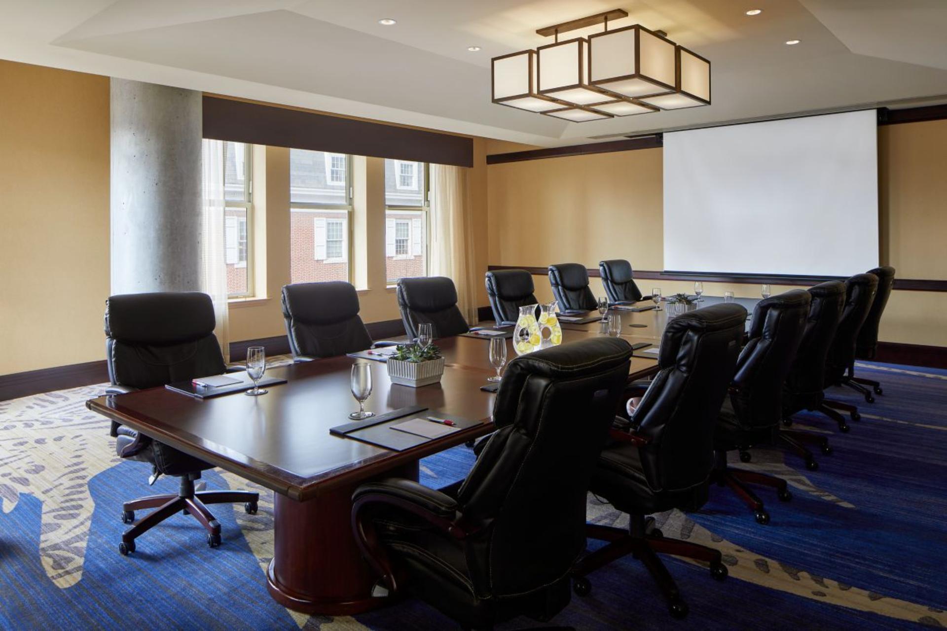 Chestnut Board Room