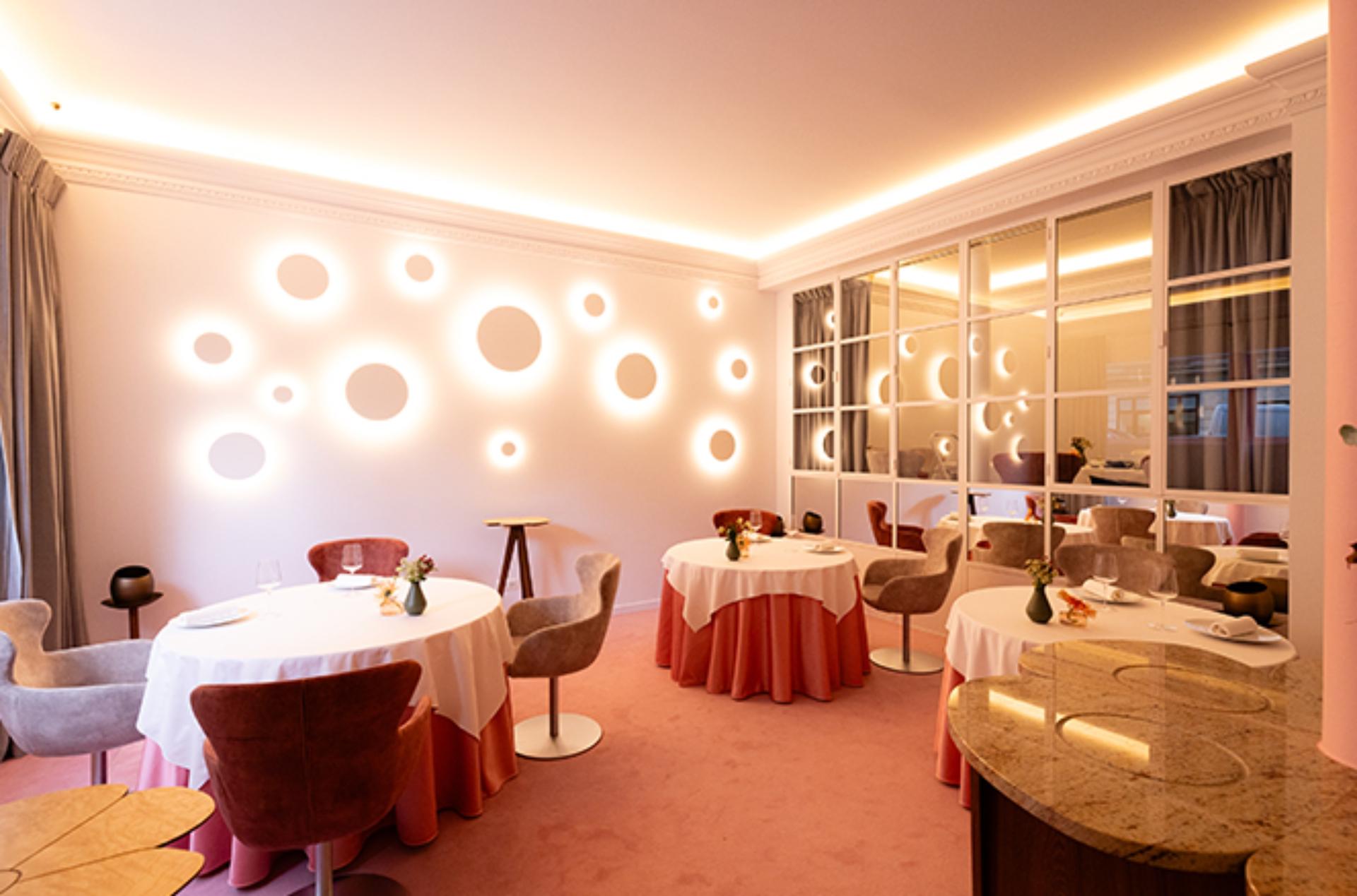 Jacques Maximin Lounge