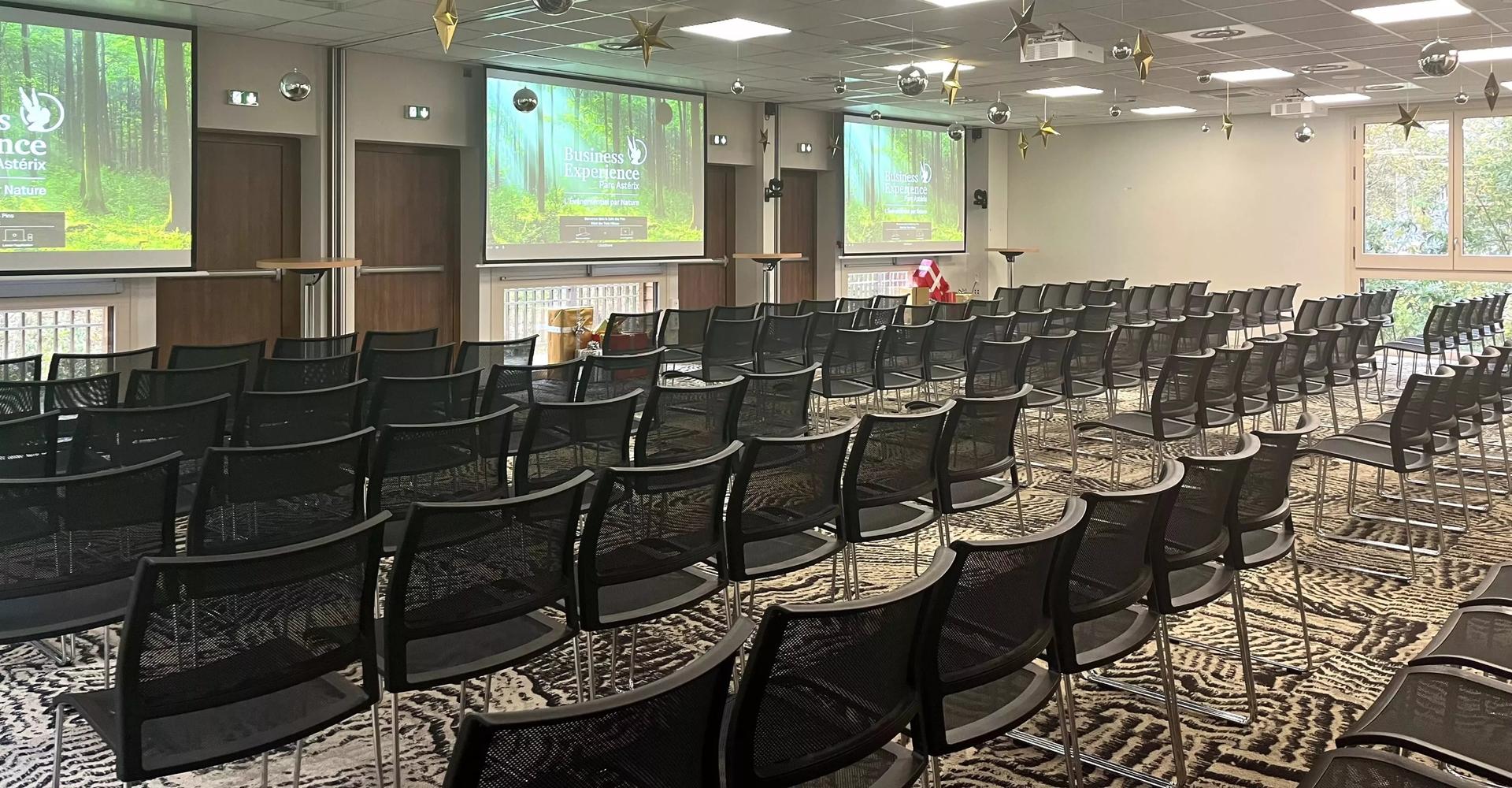 Great Oaks Room