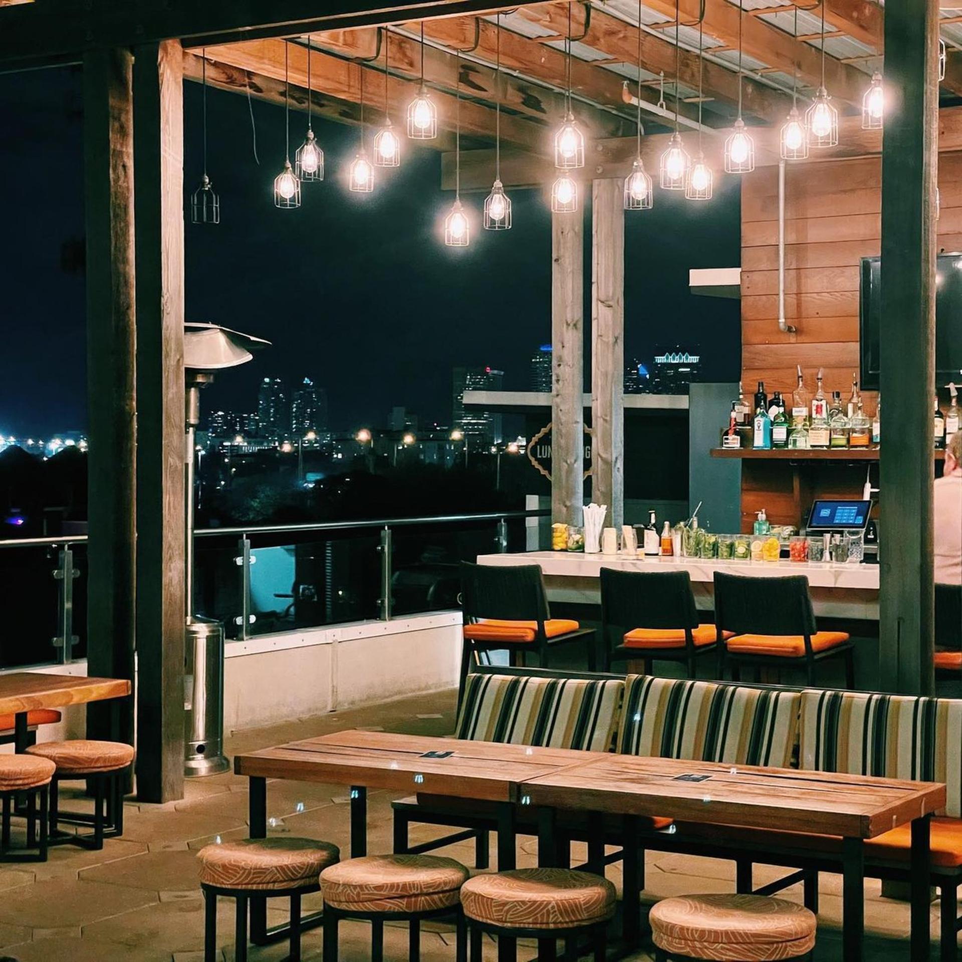 Full Buyout of Luna Lounge