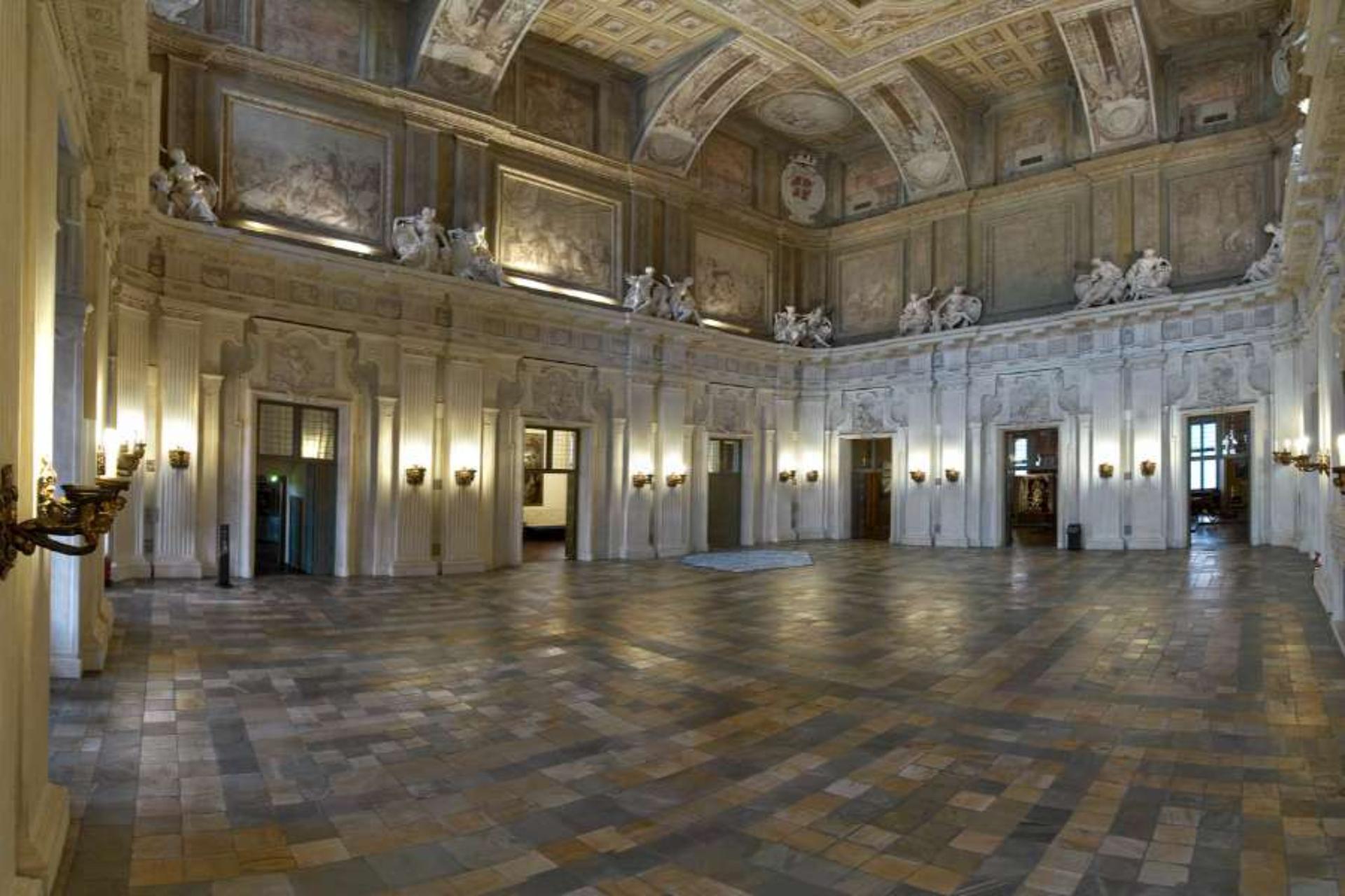 The Senate Hall