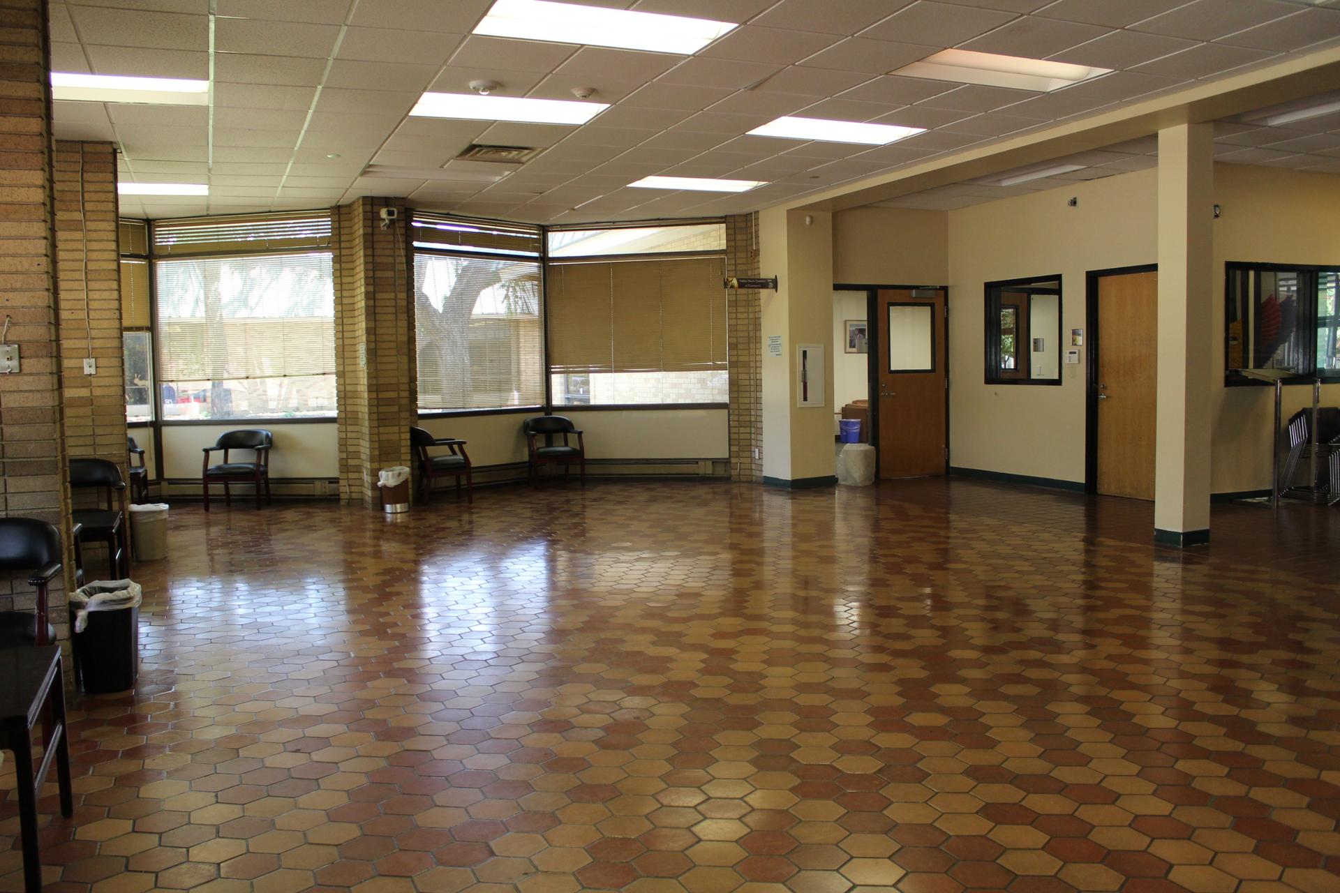 Front Lobby/Foyer