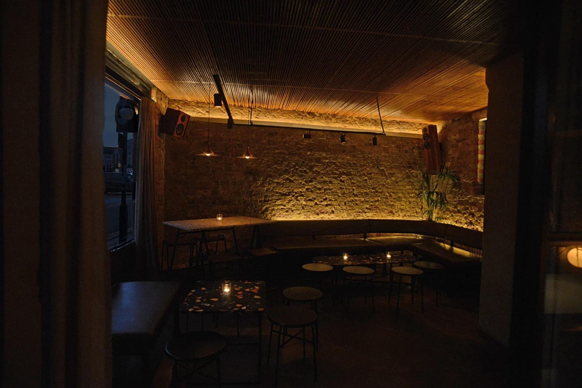 Delta Room
