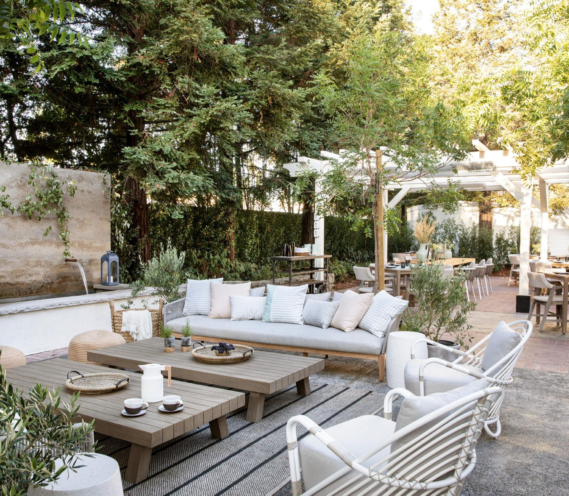 Layla Patio