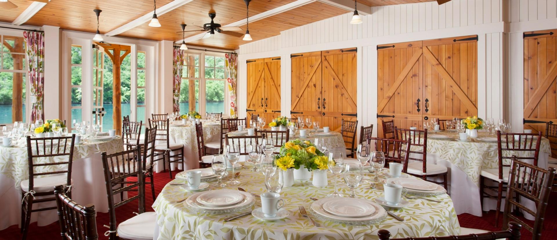 Lake Kitchen