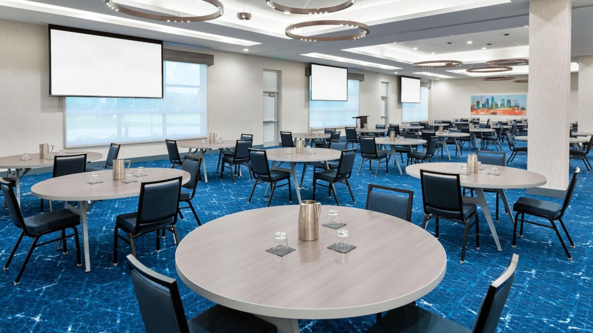 Skyway Ballroom 