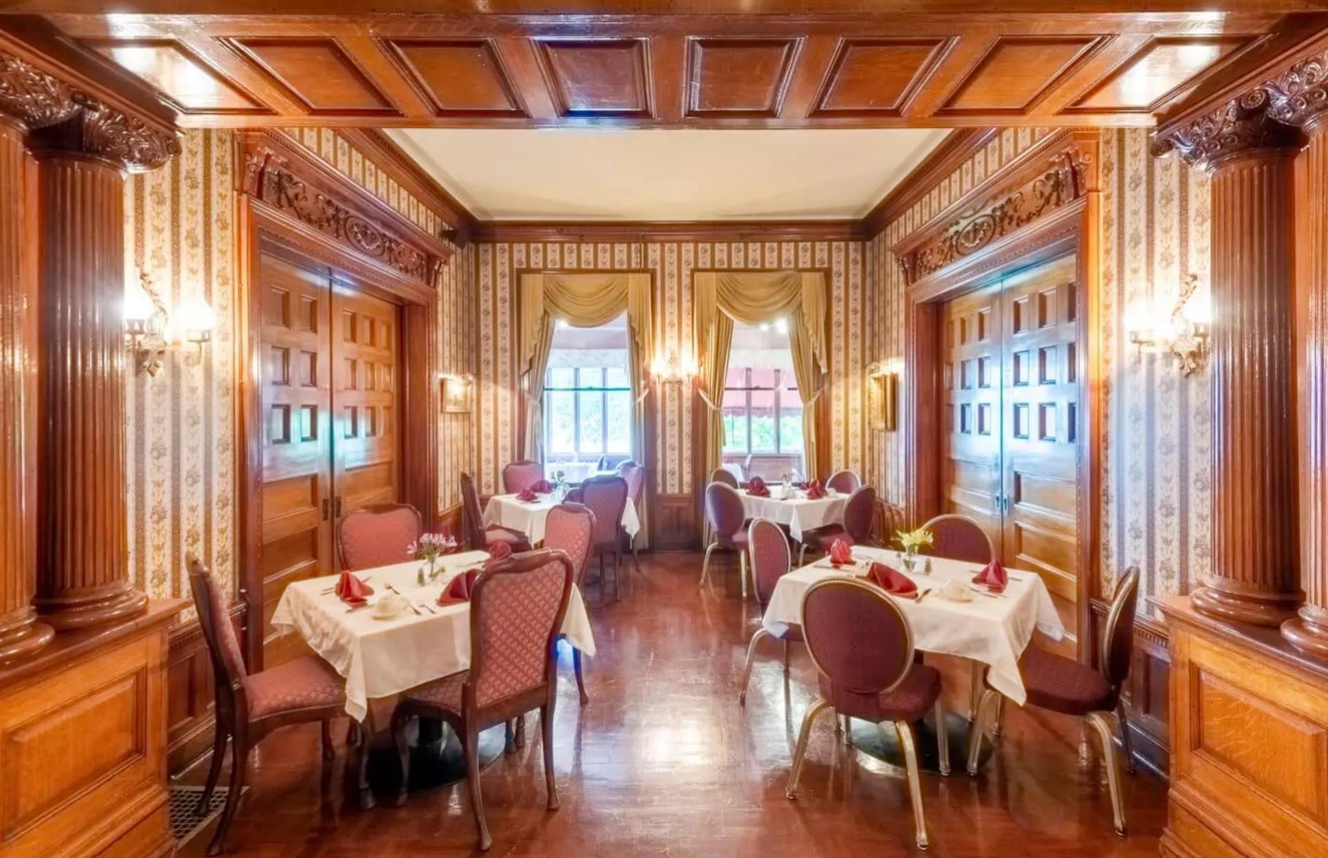 The Center Room at Edgar’s Restaurant in the Castle