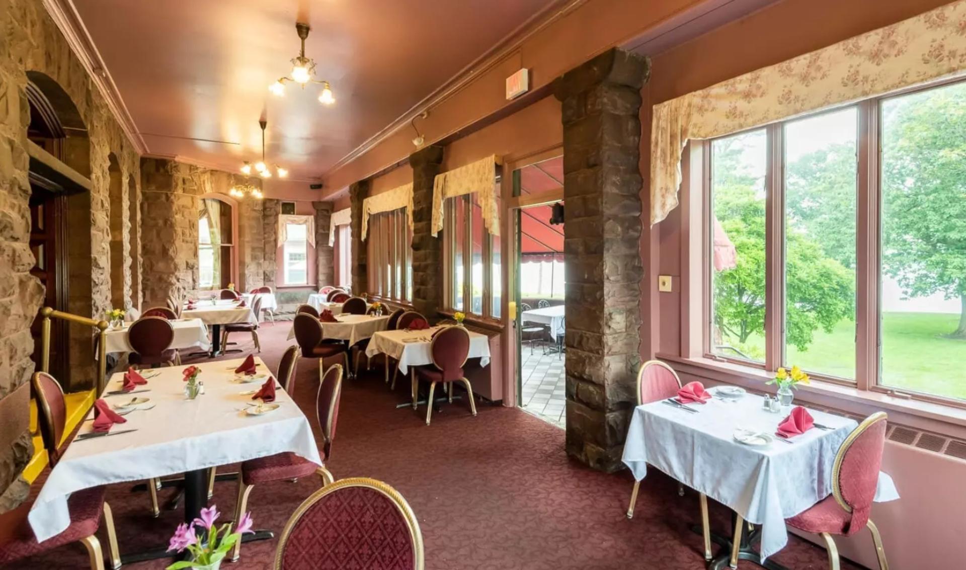 The Porch at Edgar’s Restaurant in the Castle