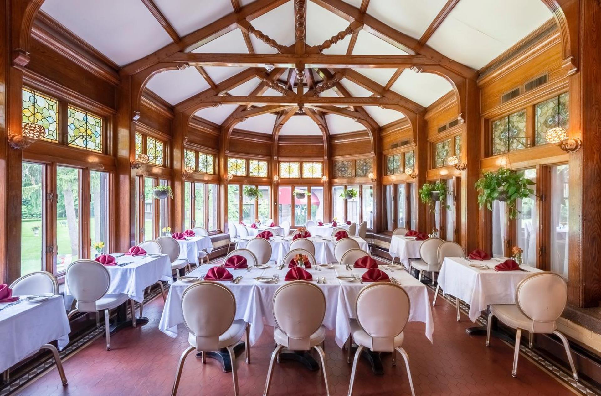 The Solarium at Edgar’s Restaurant in the Castle