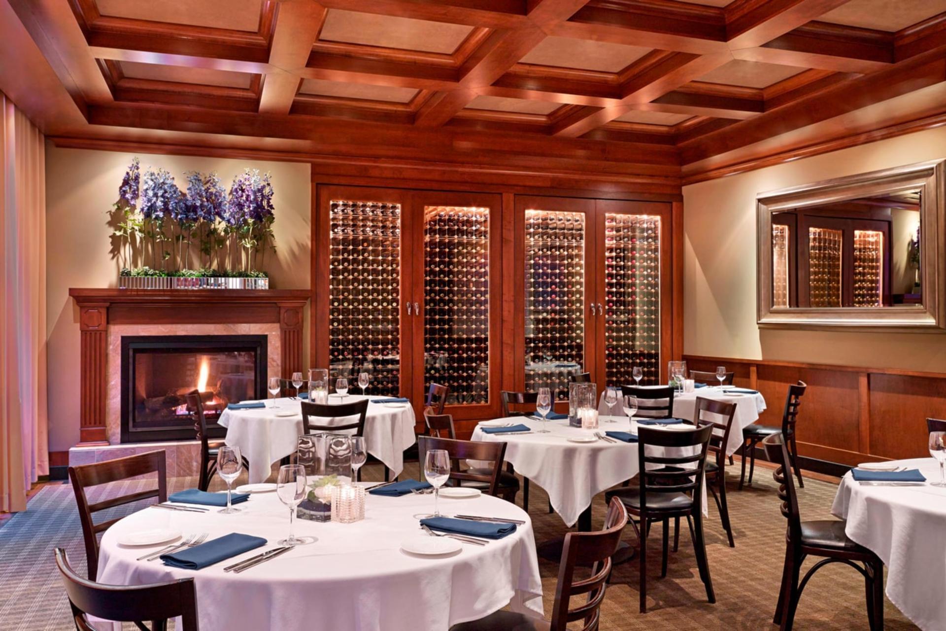 Bleu Wine Room