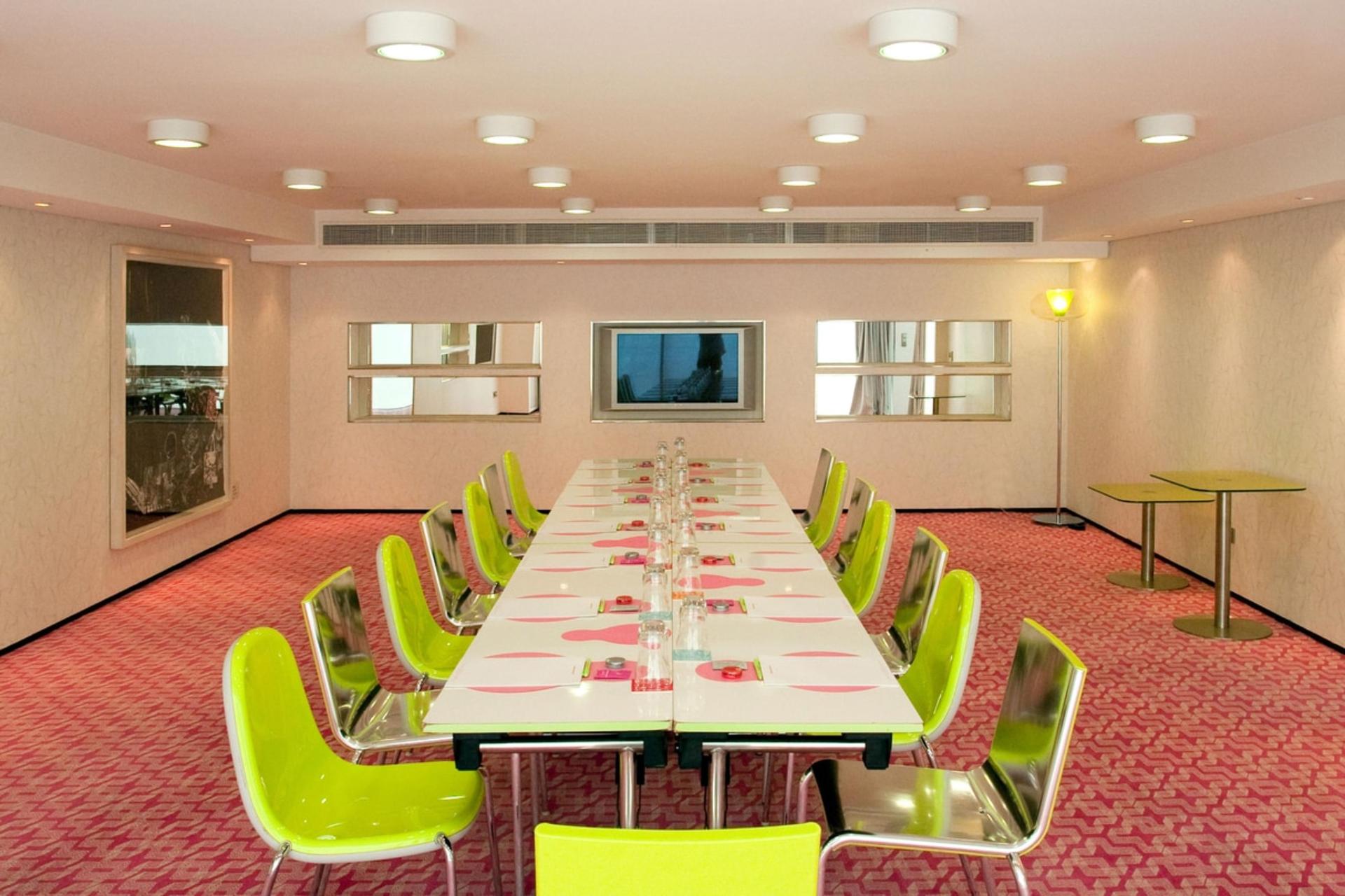 Vision Meeting Room