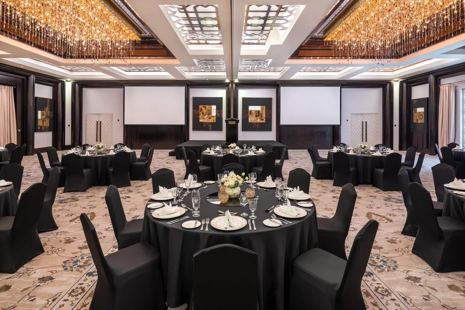 Royale Ballroom