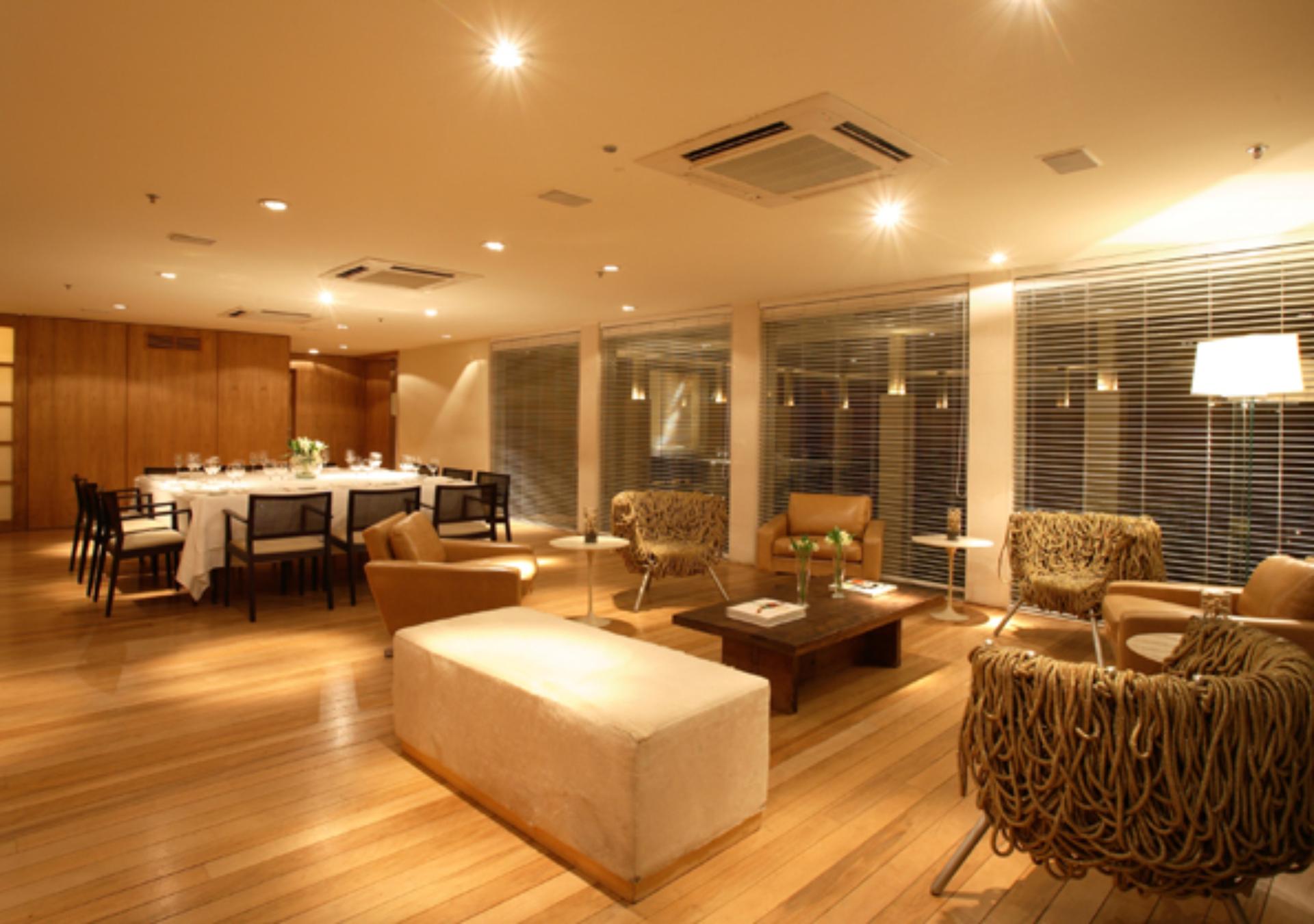 Mezzanine room