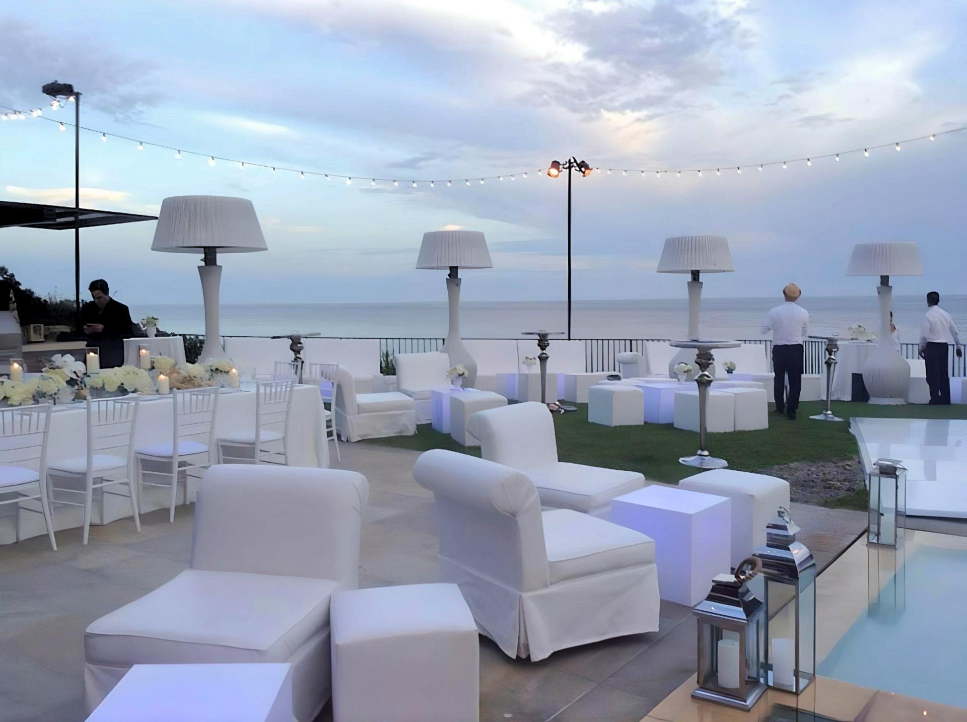 Full Buyout Of The Rooftop 