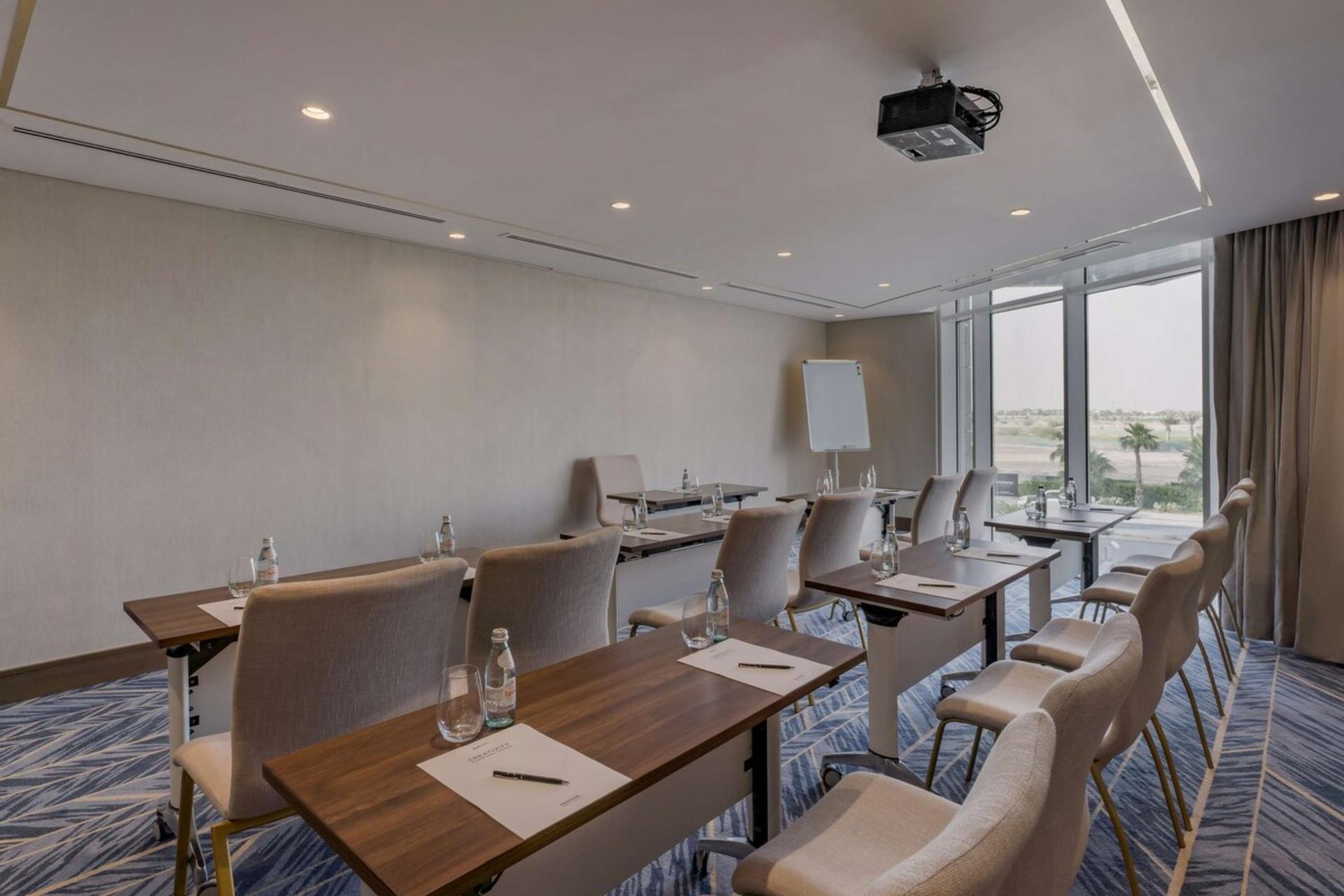 Birdie Meeting Room