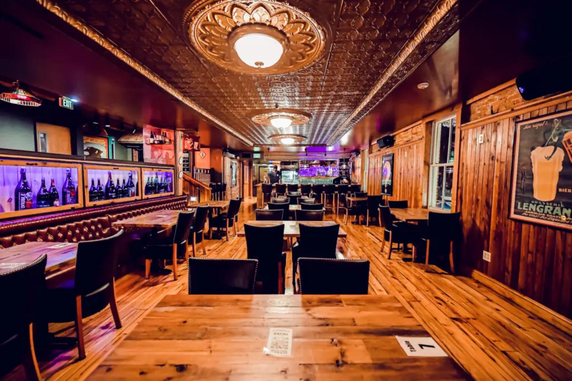 The Mobtown Lounge