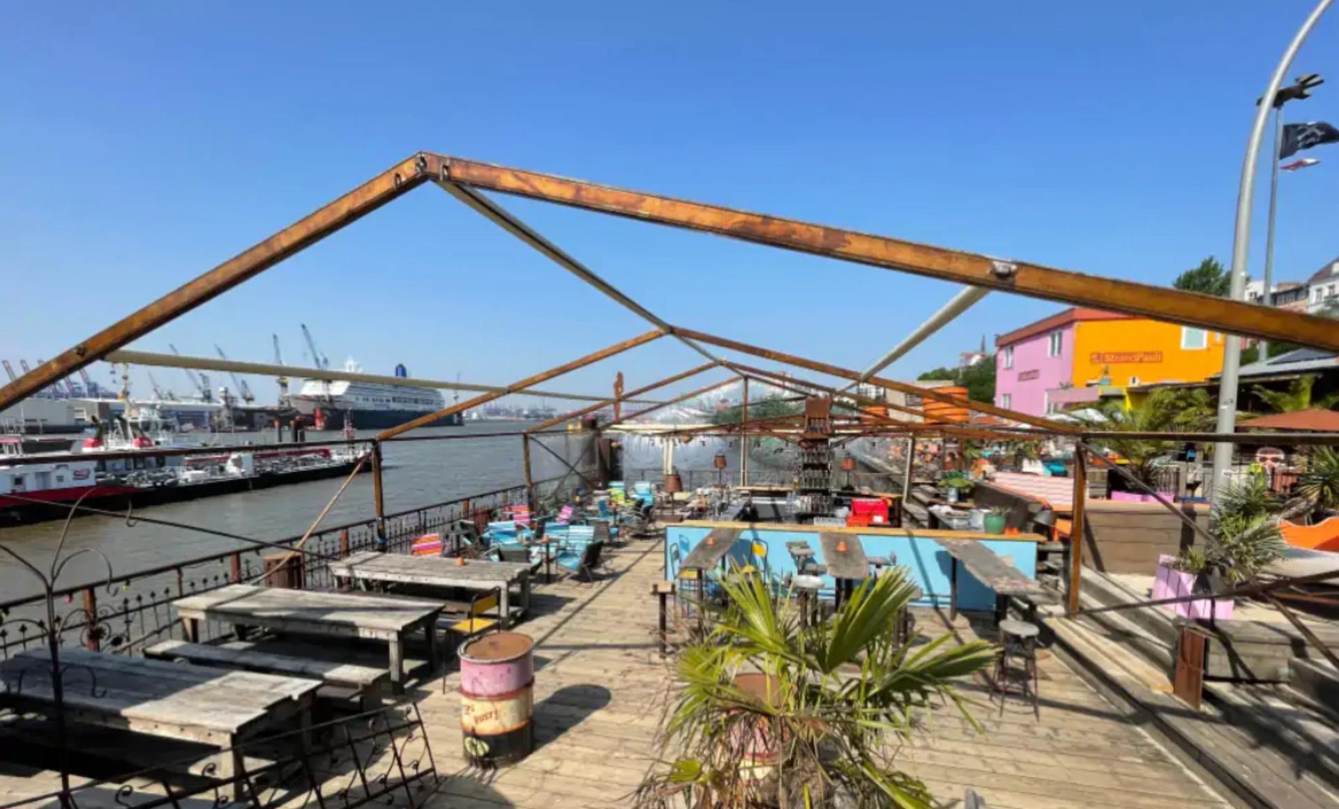 South: Elbe Terrace + Pool Bar