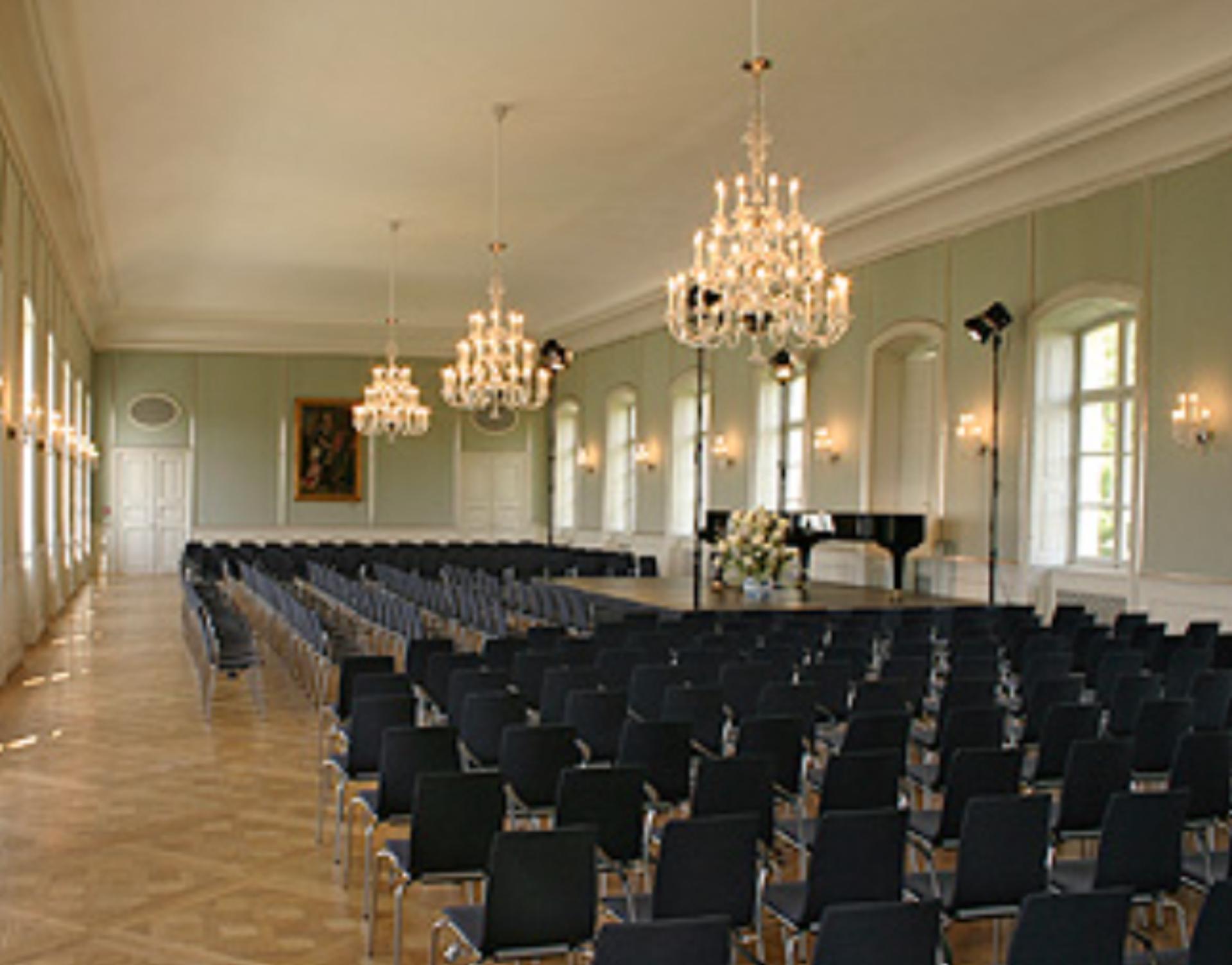 Hubertussaal (Hubertus Hall)
