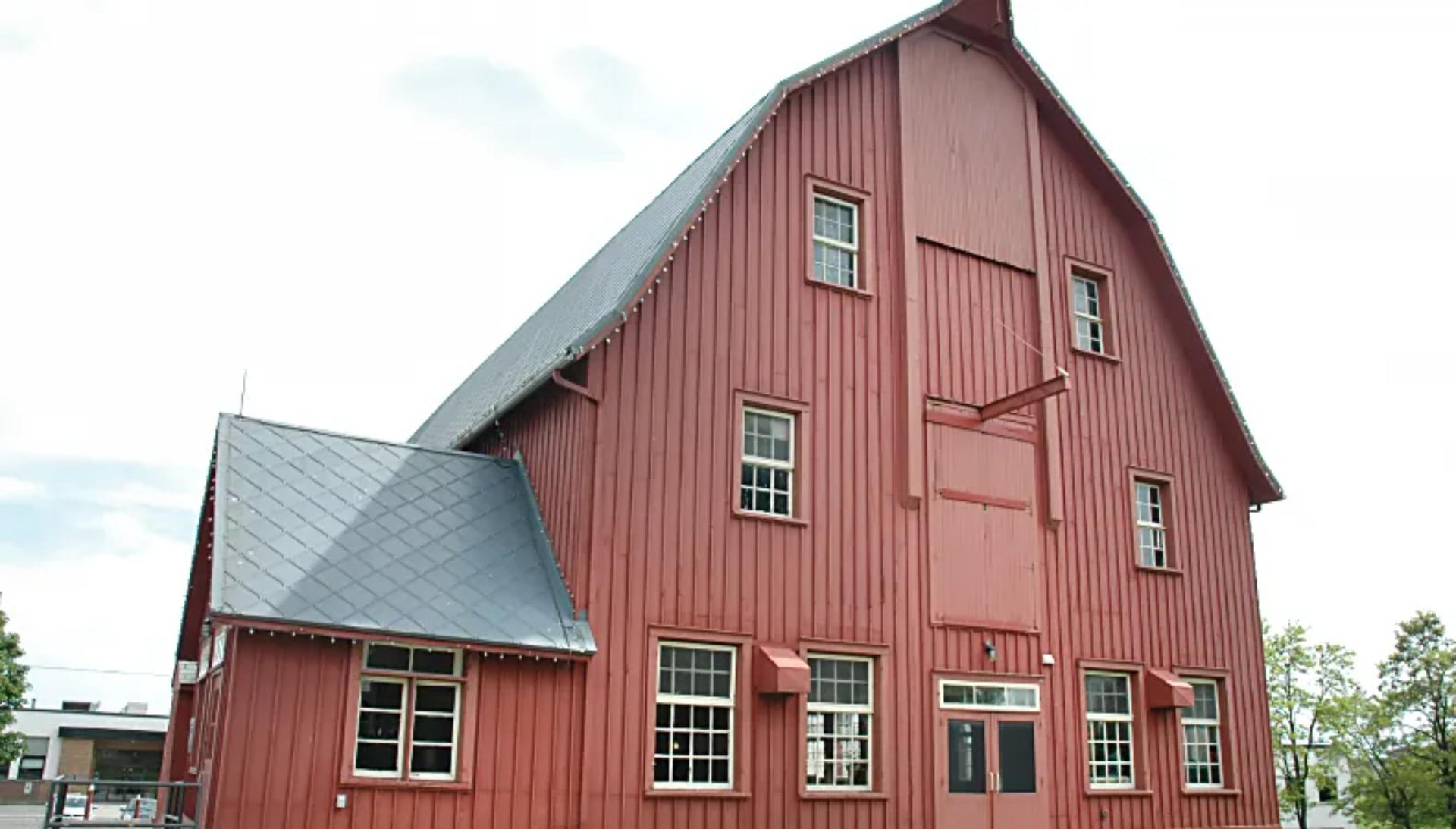 Meadowview Barn