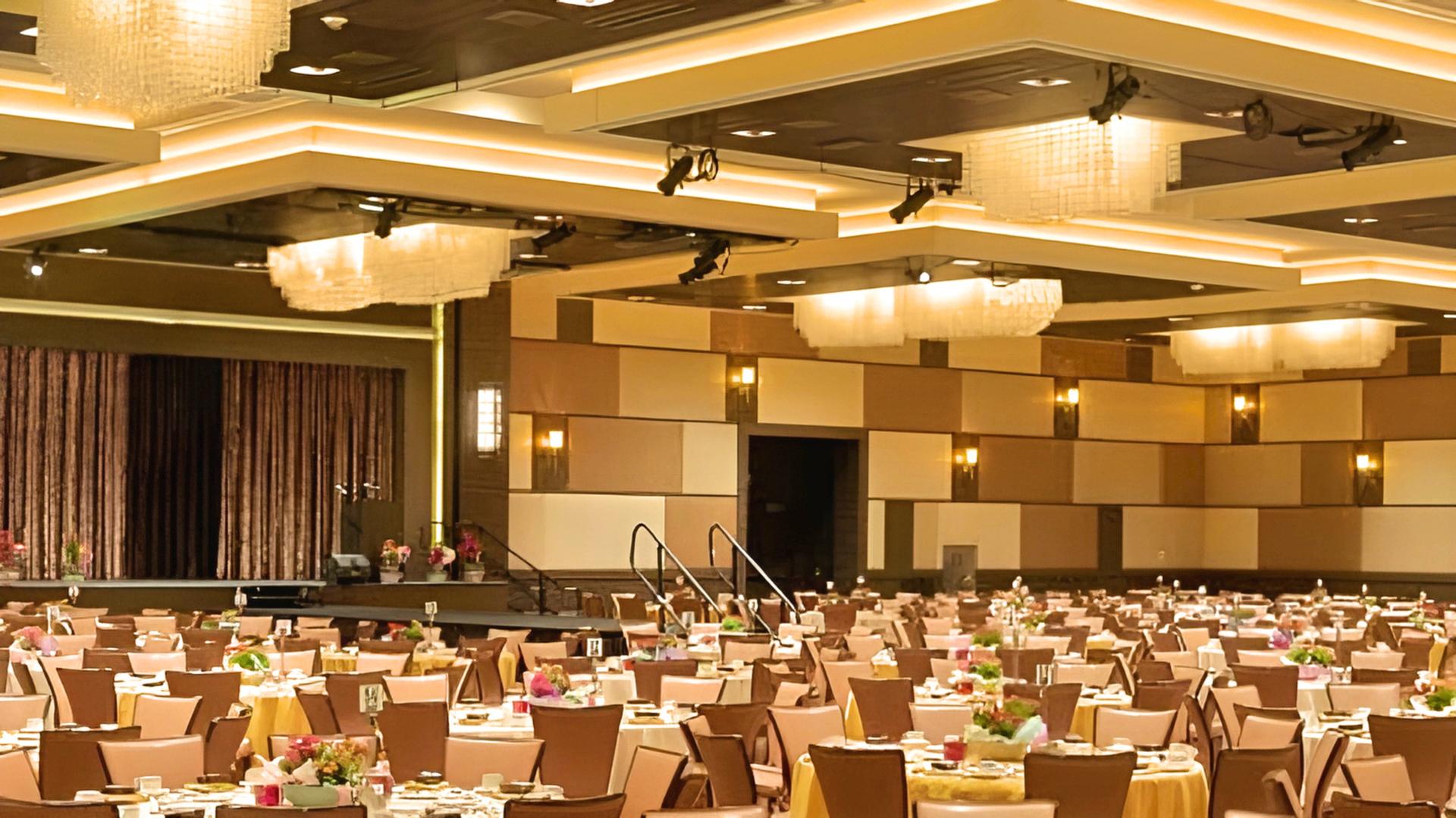 Milan Ballroom Room 6.1