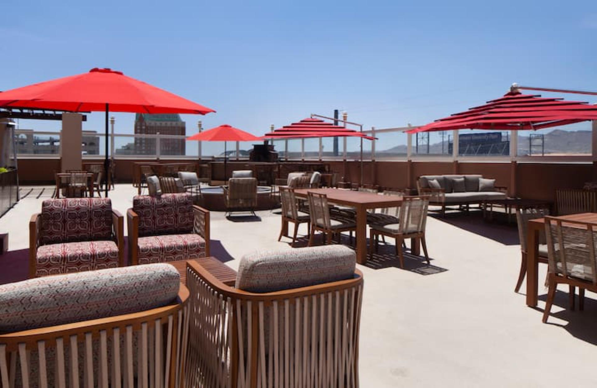 Sky Lounge