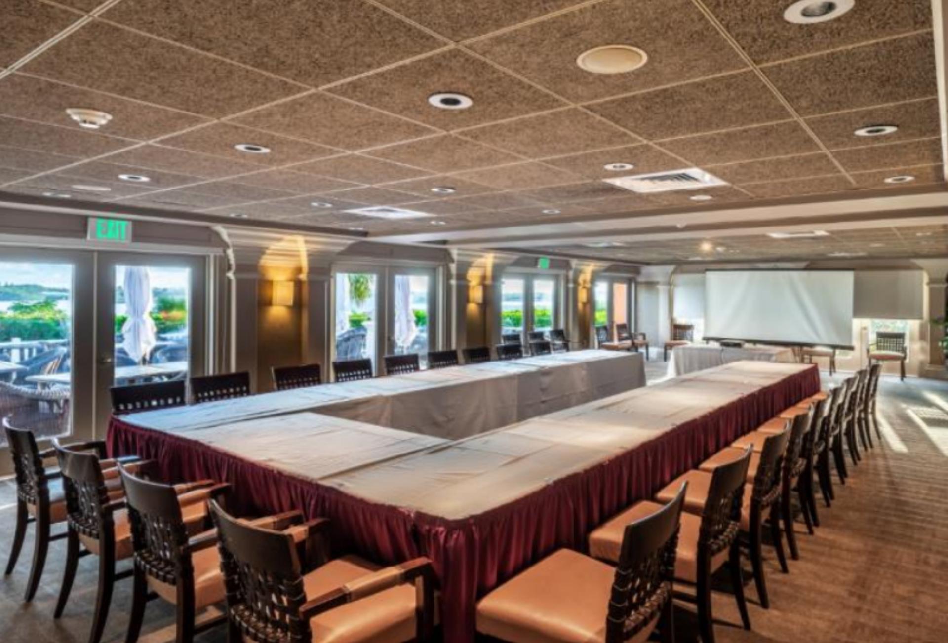 Hibiscus East Room