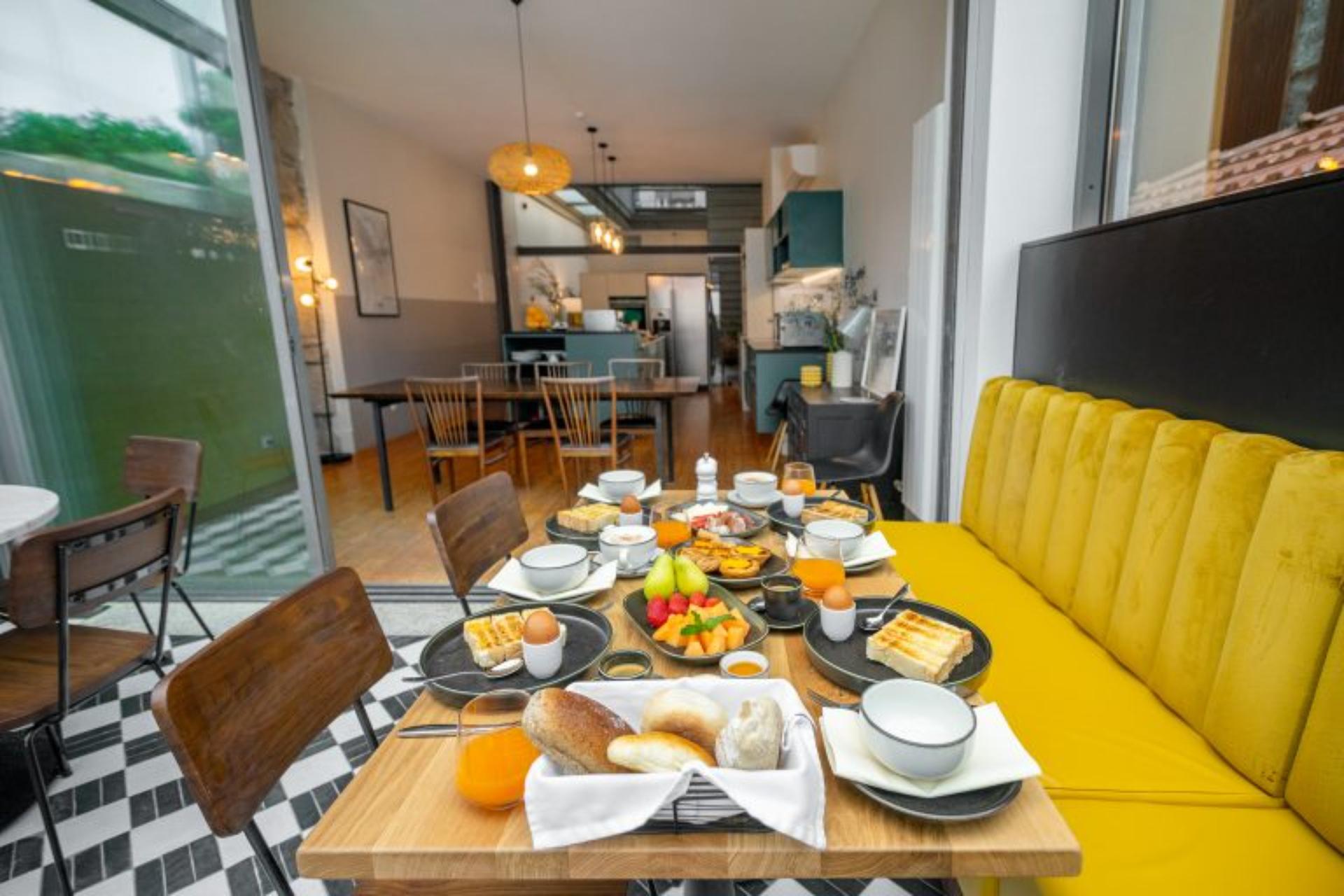 Full Buyout Of The Townhouse