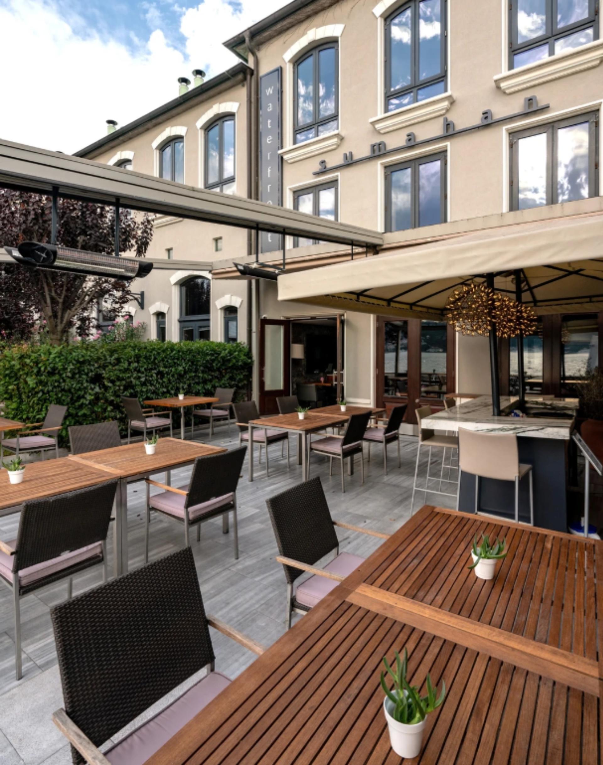 Full Buyout Of The Seaside Waterfront Restaurant