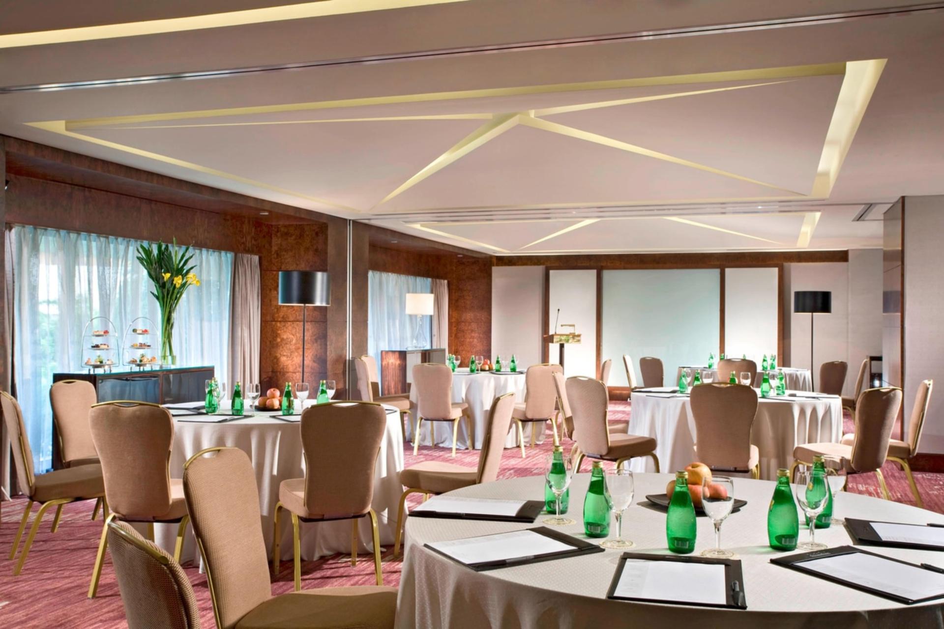 Topaz Room