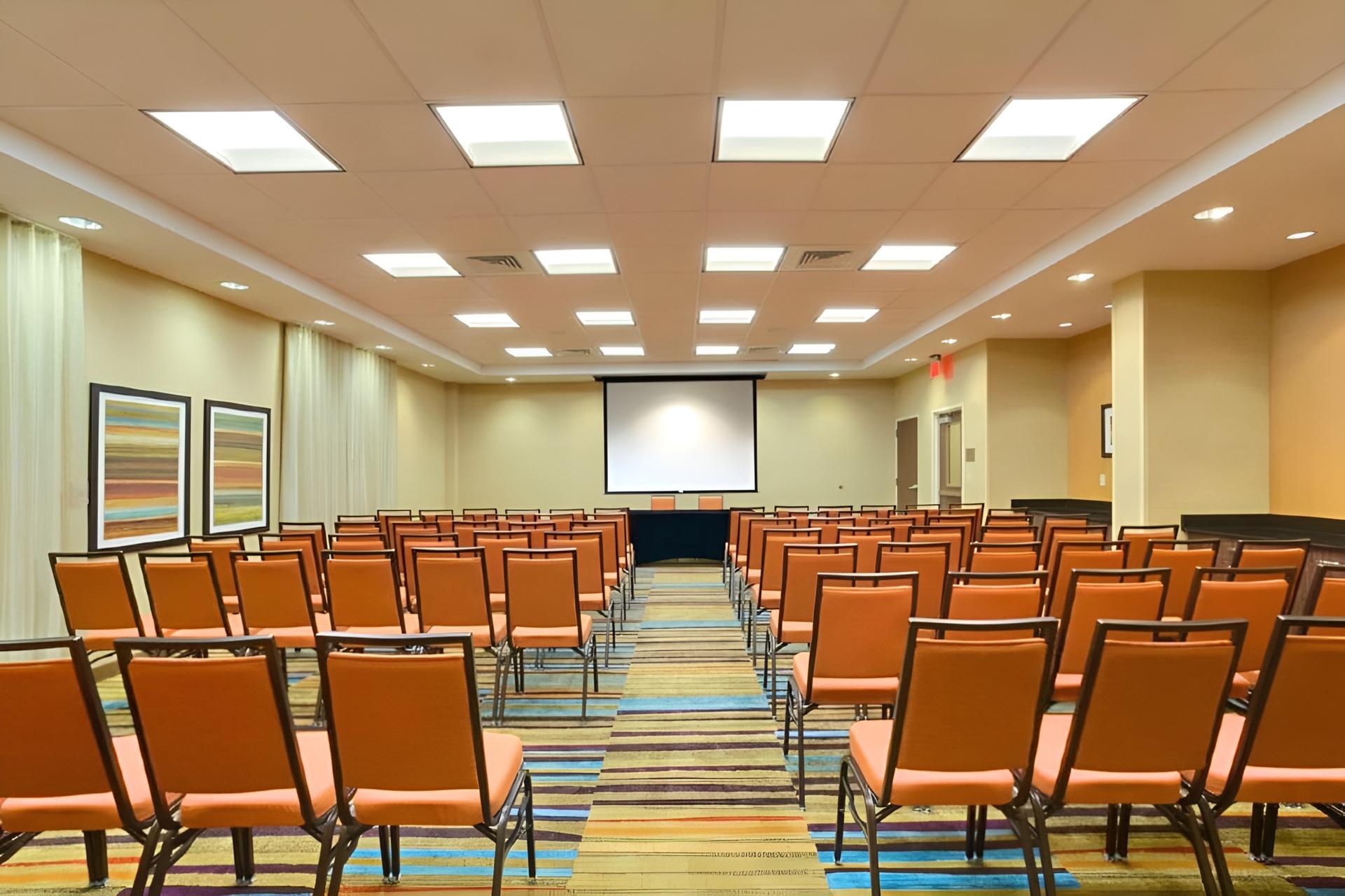 Pines Meeting Room