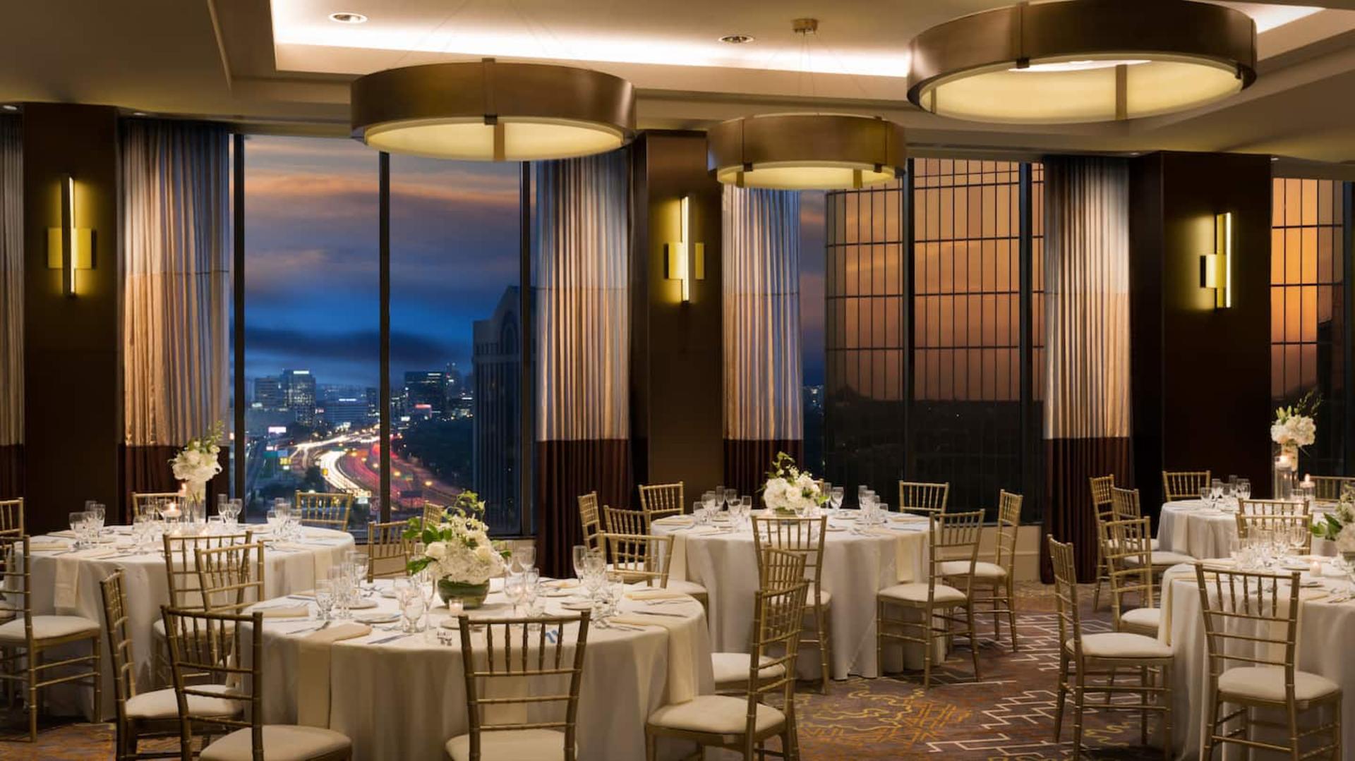 Skyline Alcove