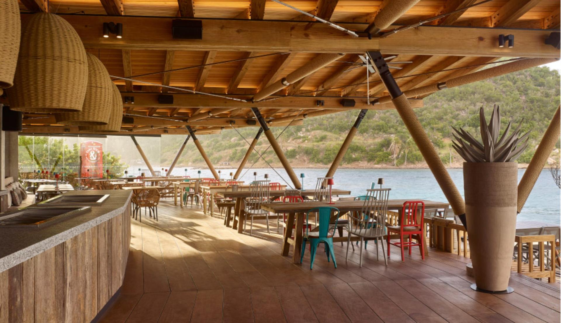 Main Restaurant & Lower Bar