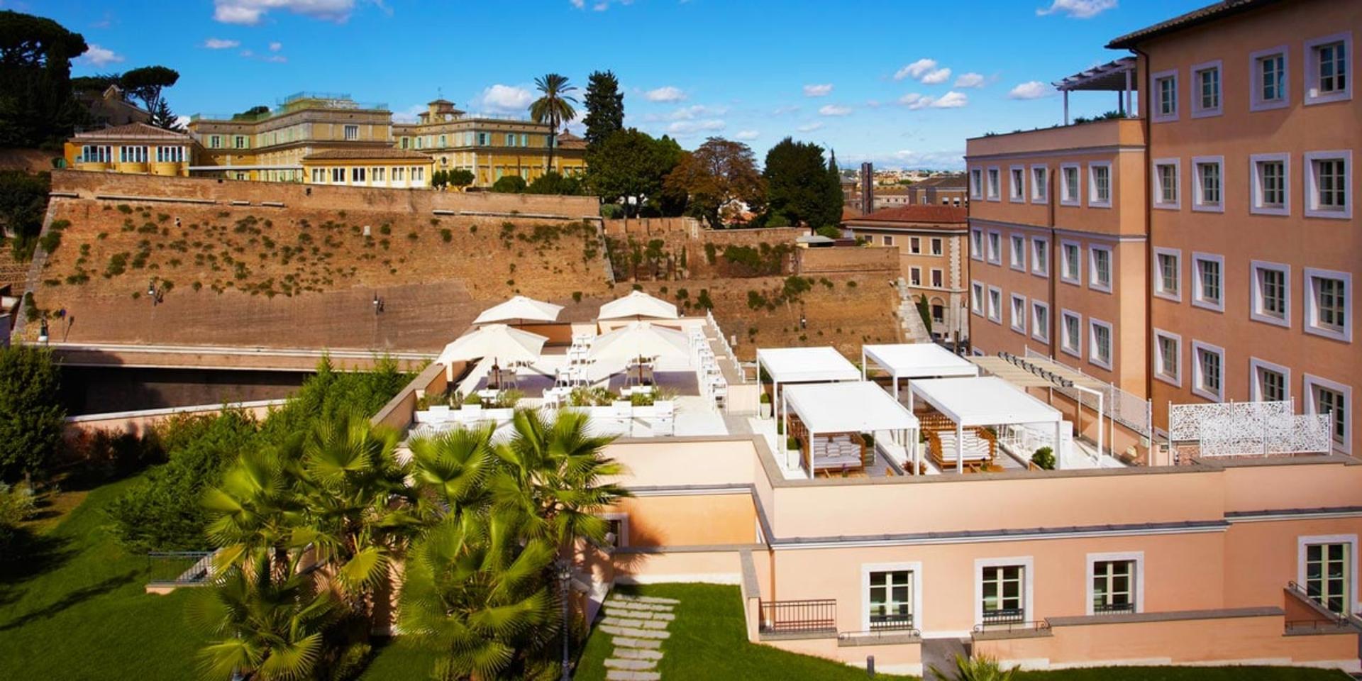 Lunae Terrace