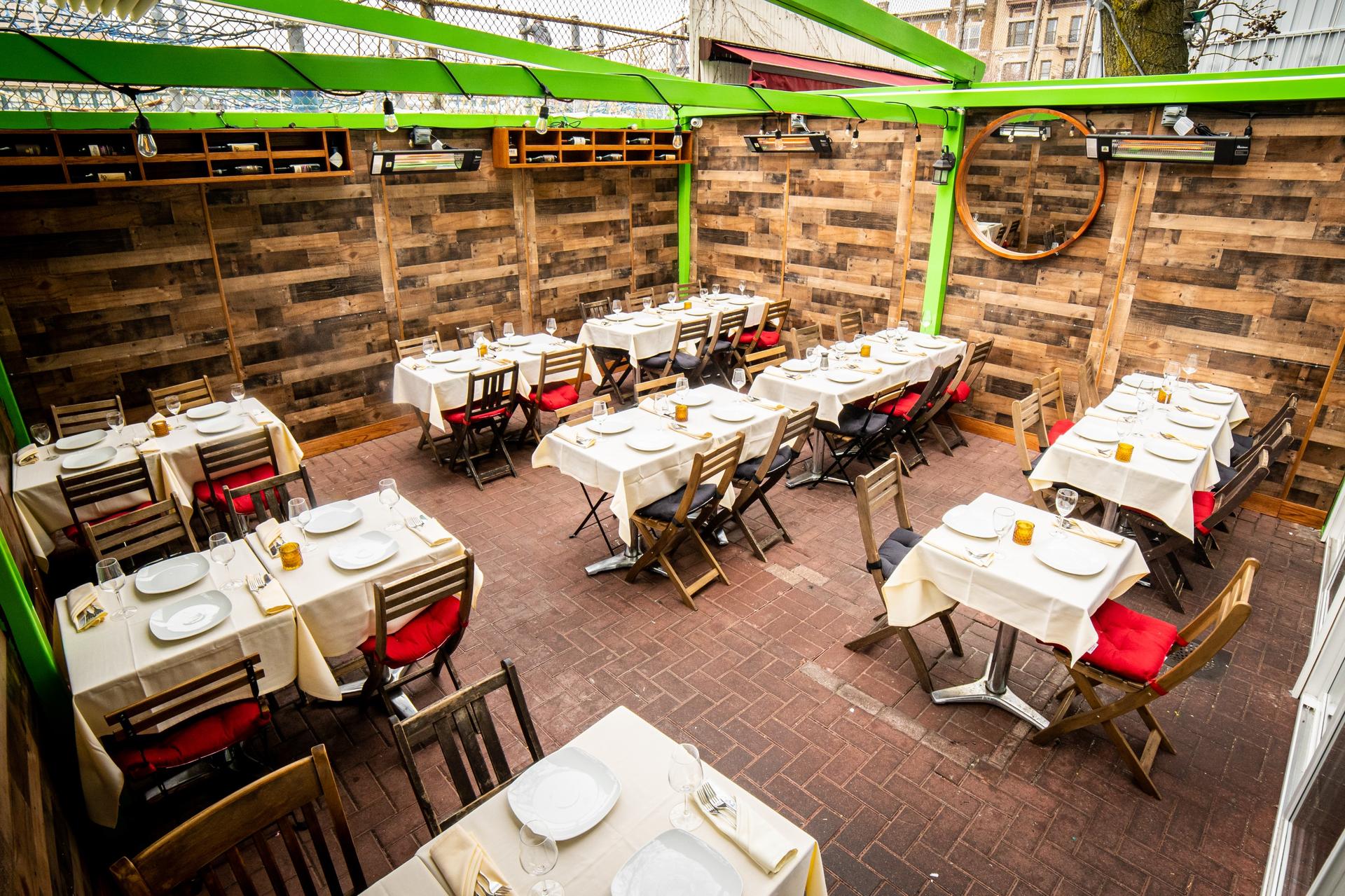 Verde Covered & Heated Patio