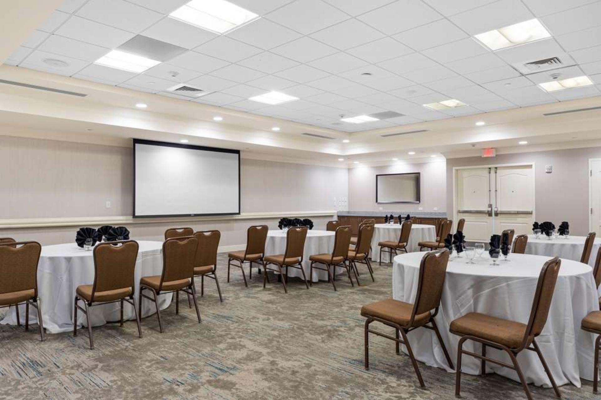 Orchard Room Suite 2