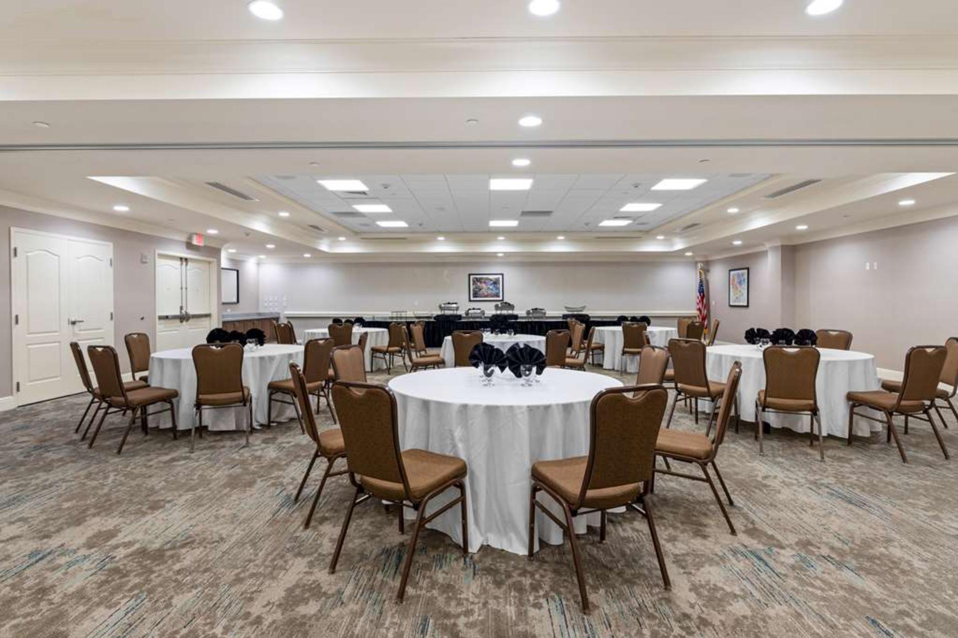 Orchard Room Suite 3